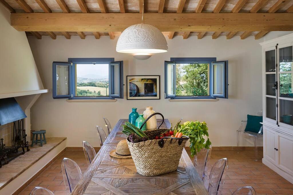 Villa photo 2