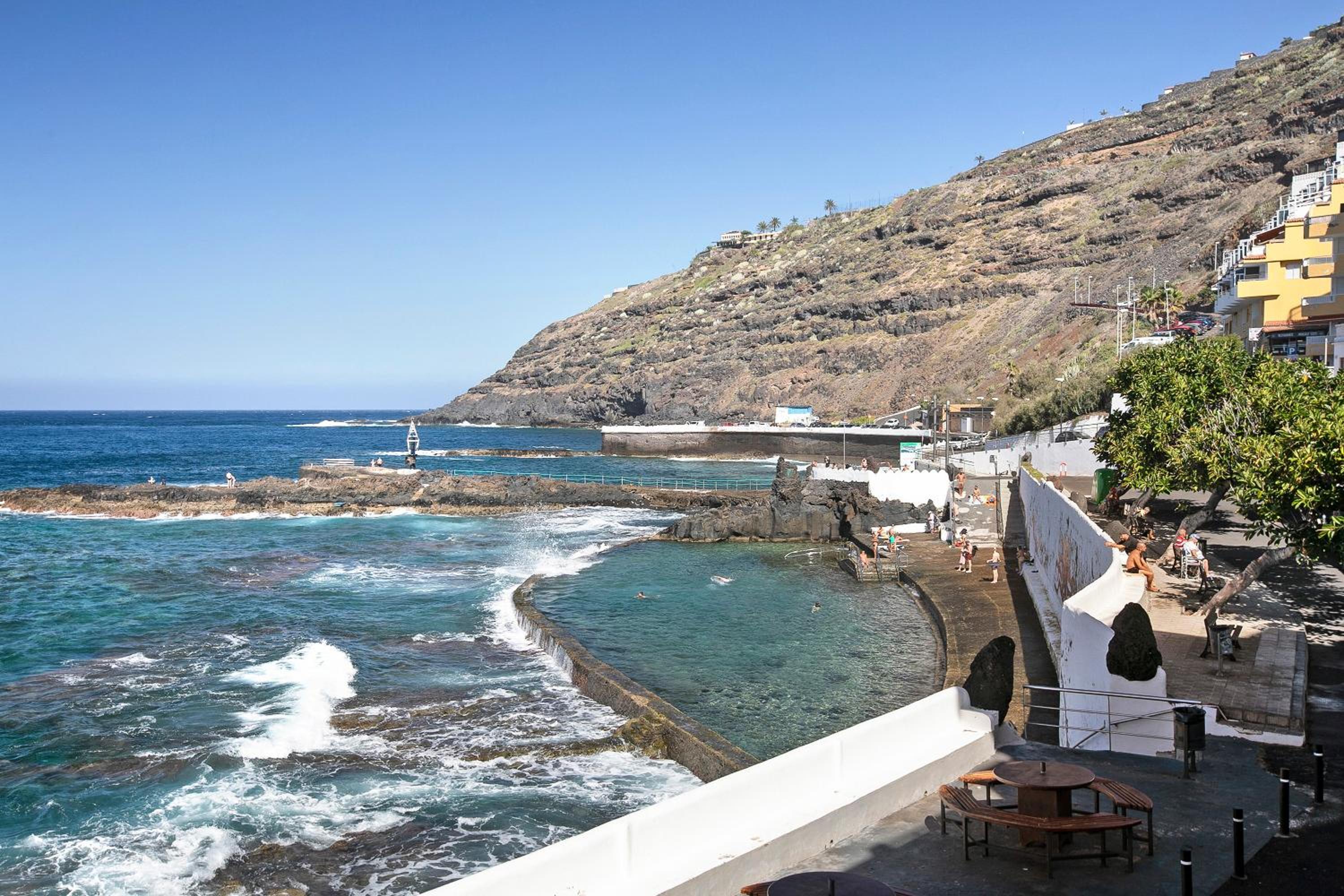 Two-Bedroom Deluxe Apartment with Ocean View photo 3