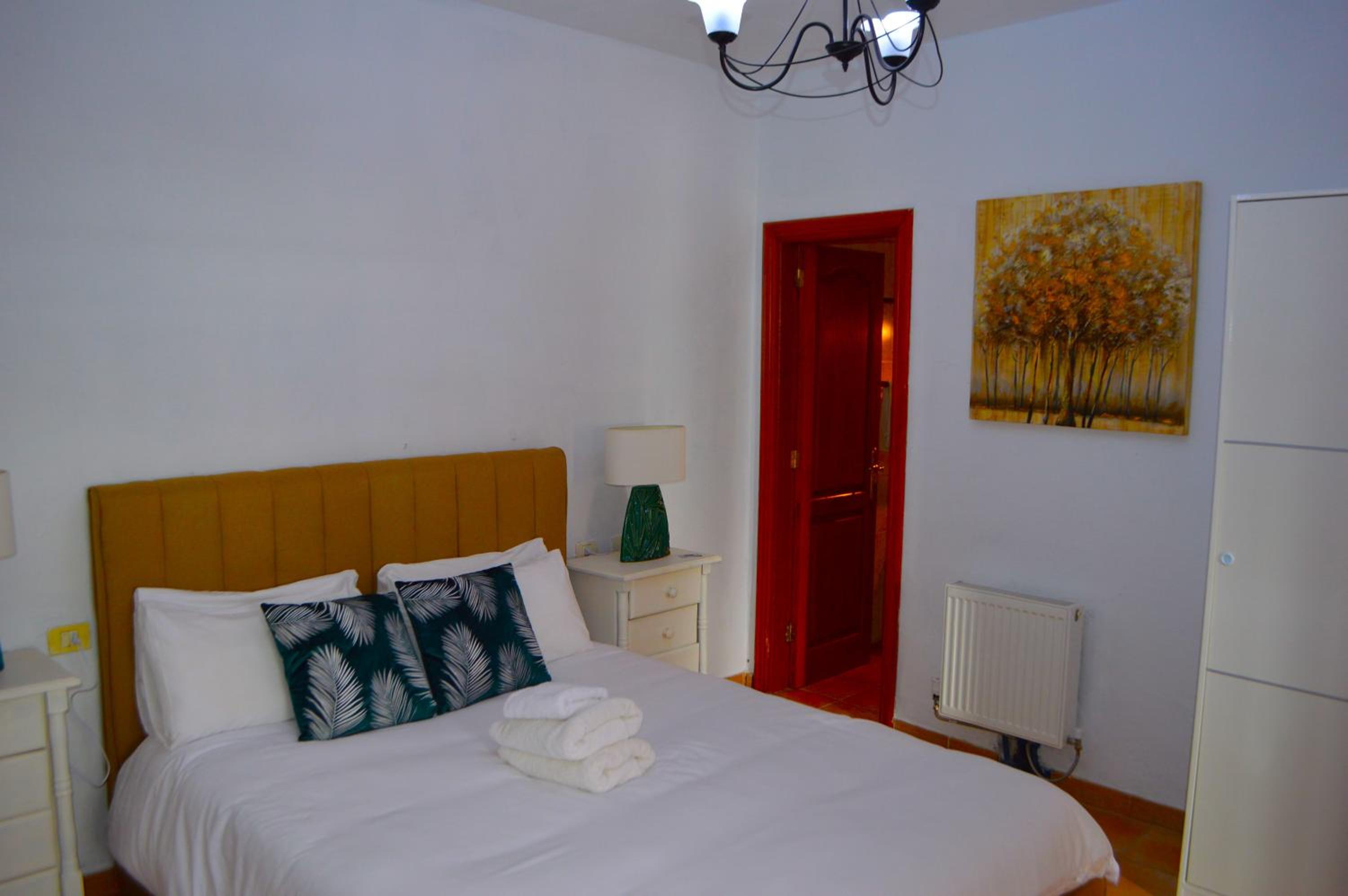 Double Room with Private Bathroom photo 2
