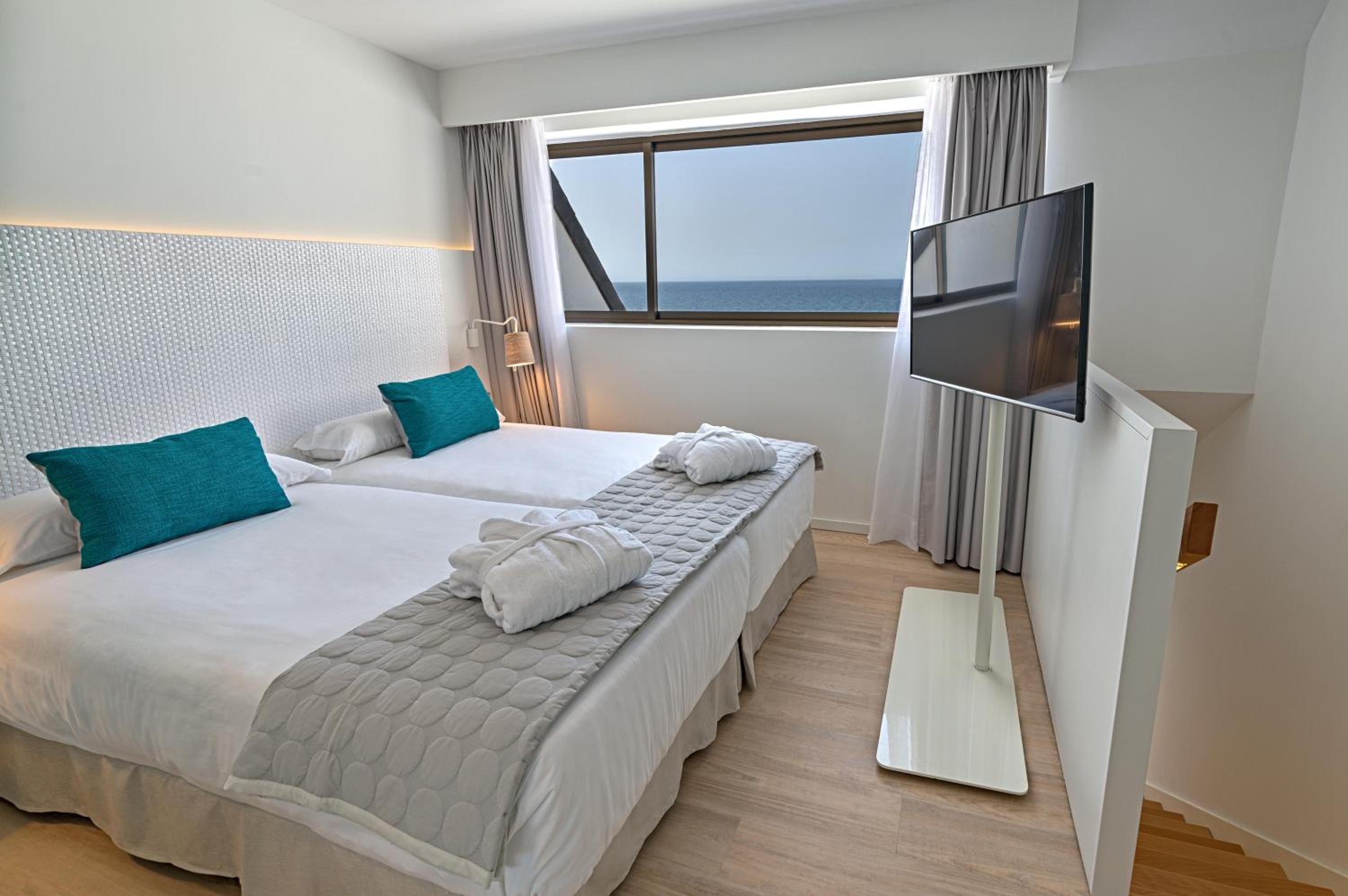 Suite Dúplex Premium con Vista al Mar (3 Adultos)