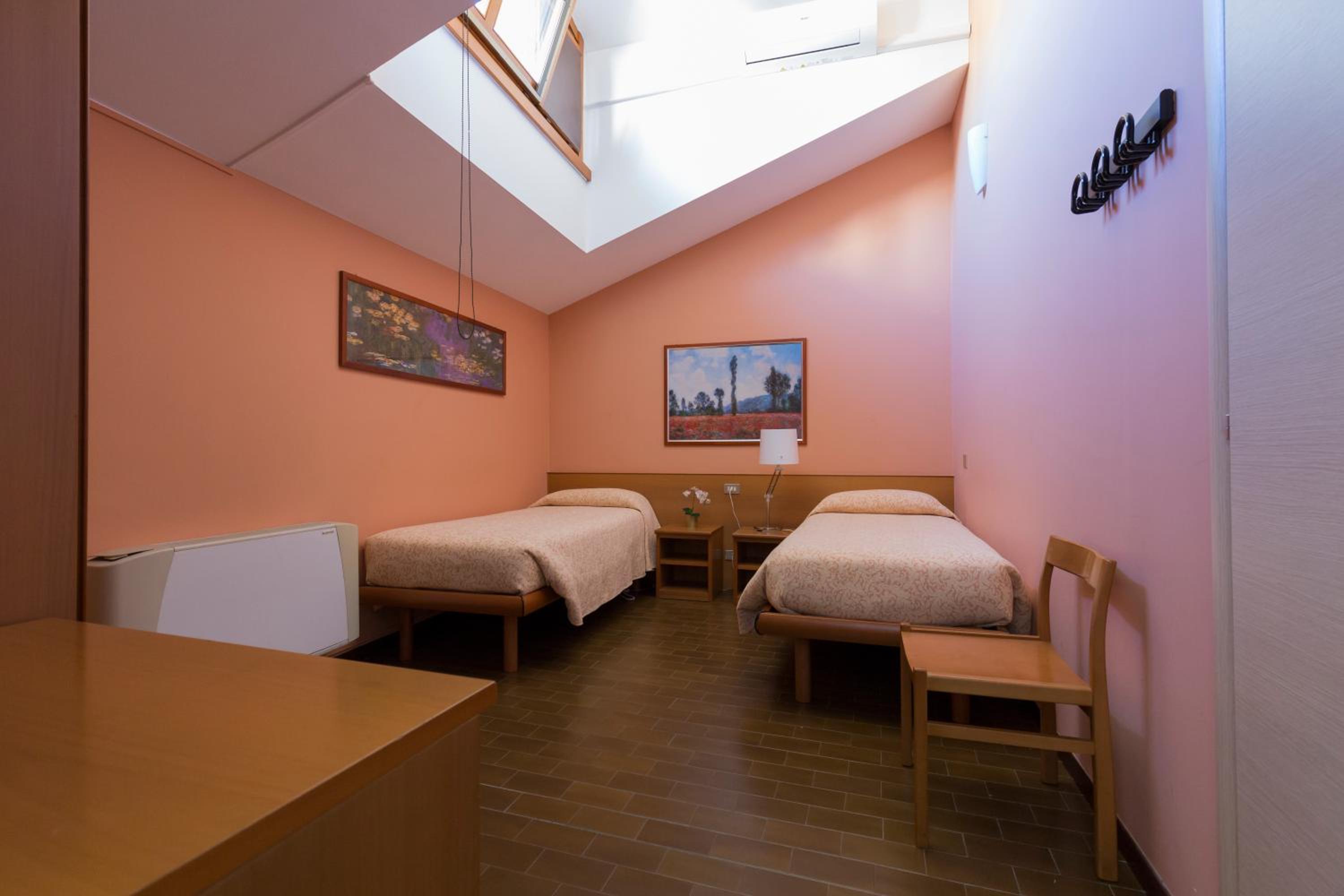 Double or Twin Room photo 1