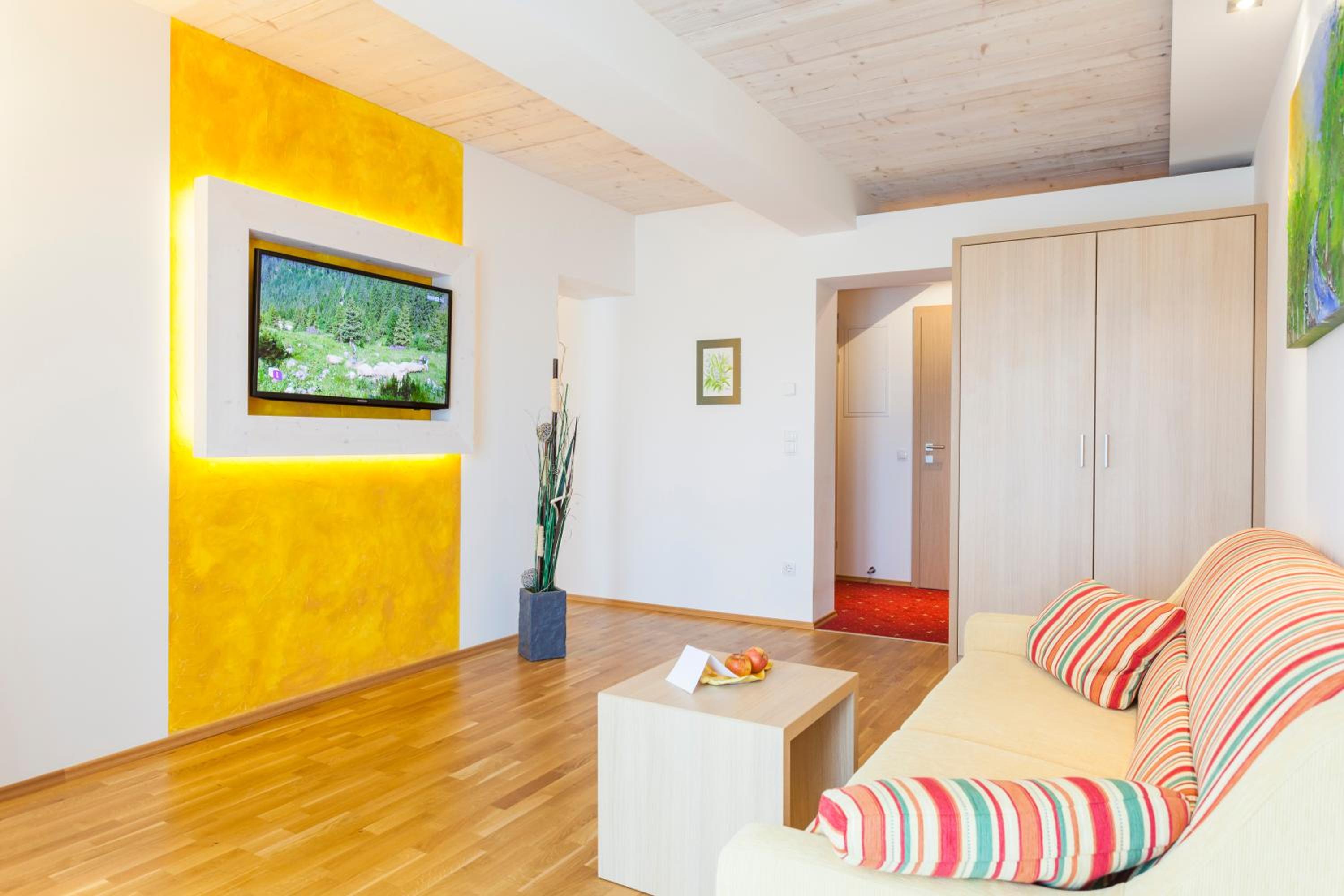 Suite with Balcony photo 1
