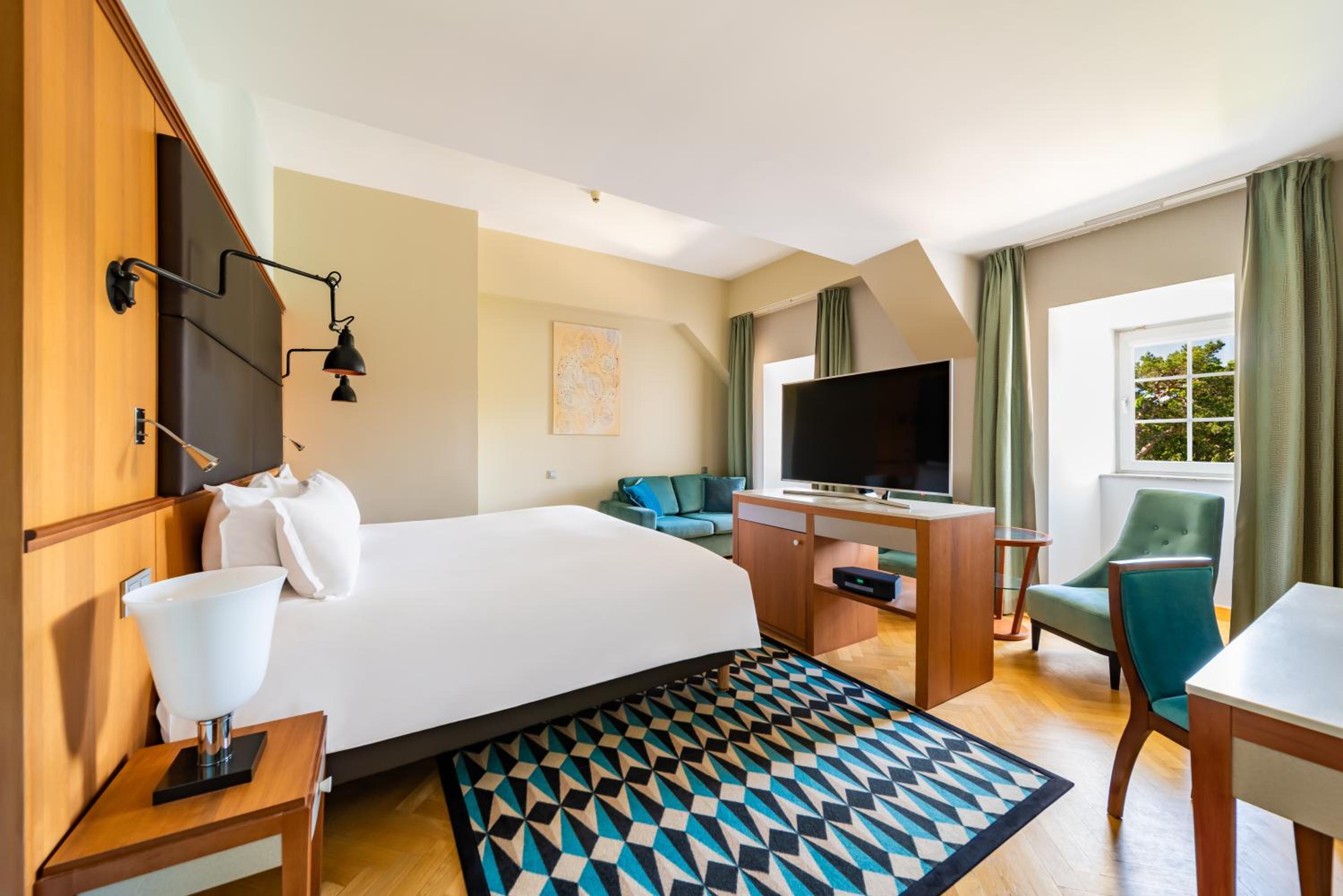 Double Junior Suite - Park Side