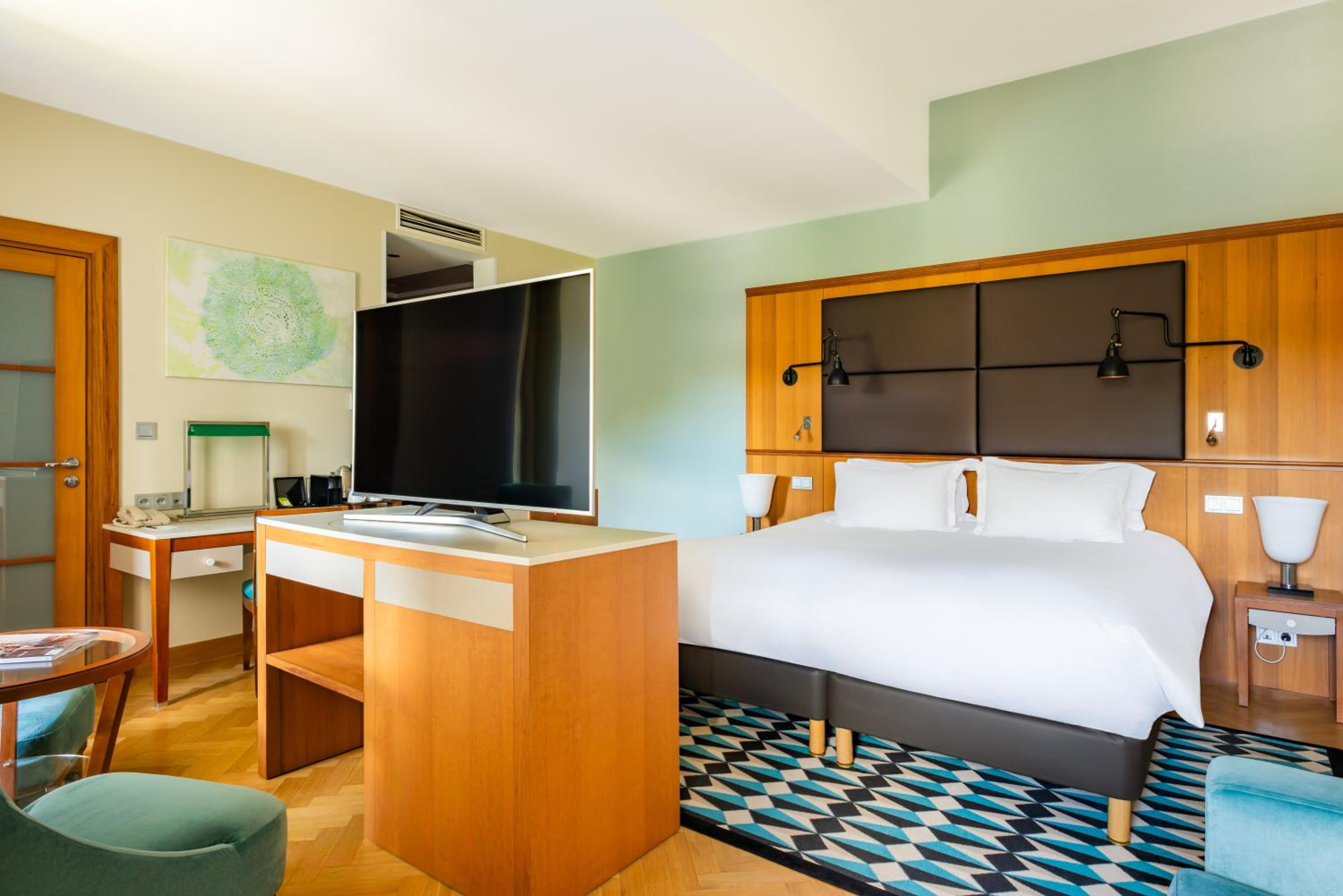 Double Junior Suite - Park Side