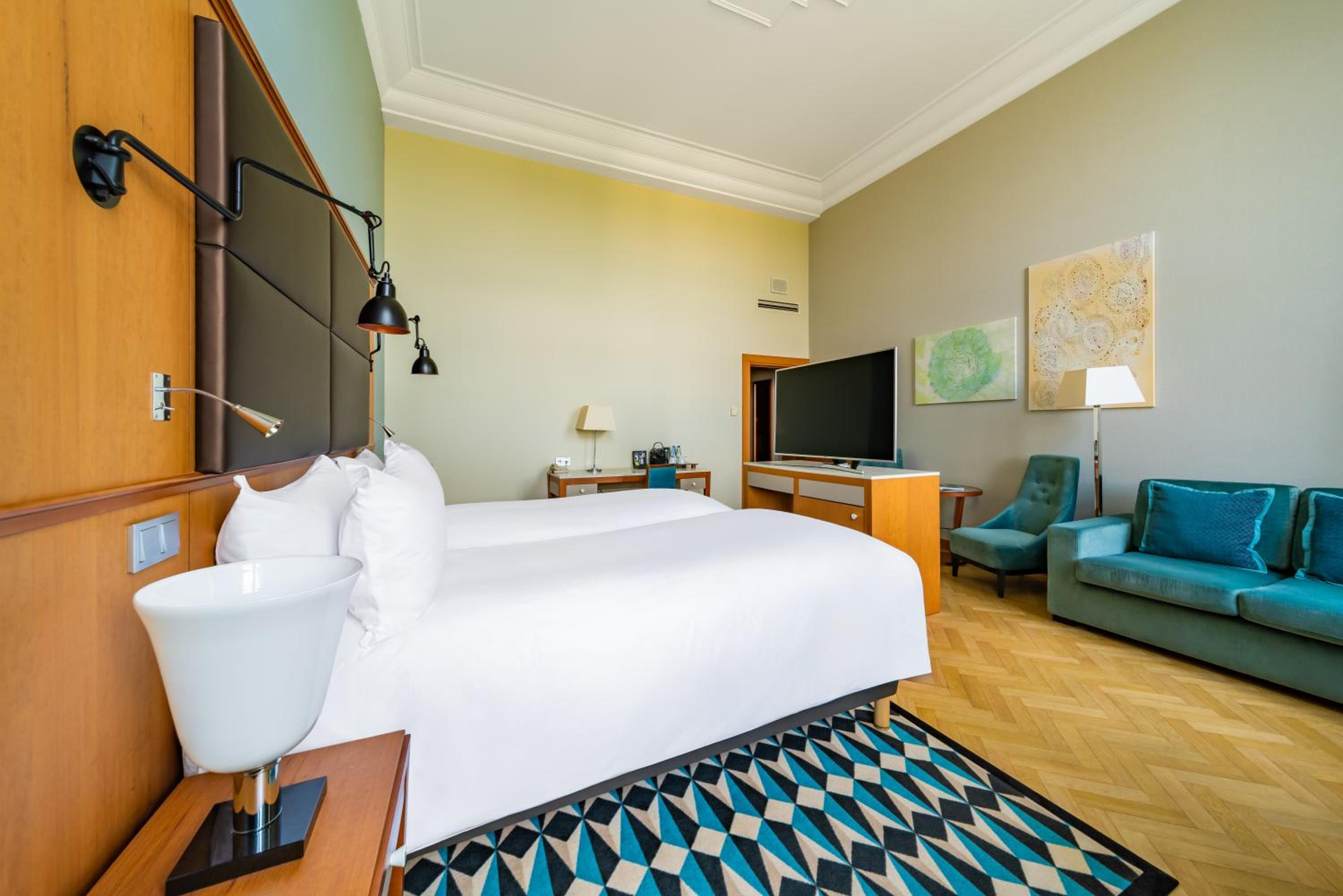 Double or Twin Junior Suite - Sea Side