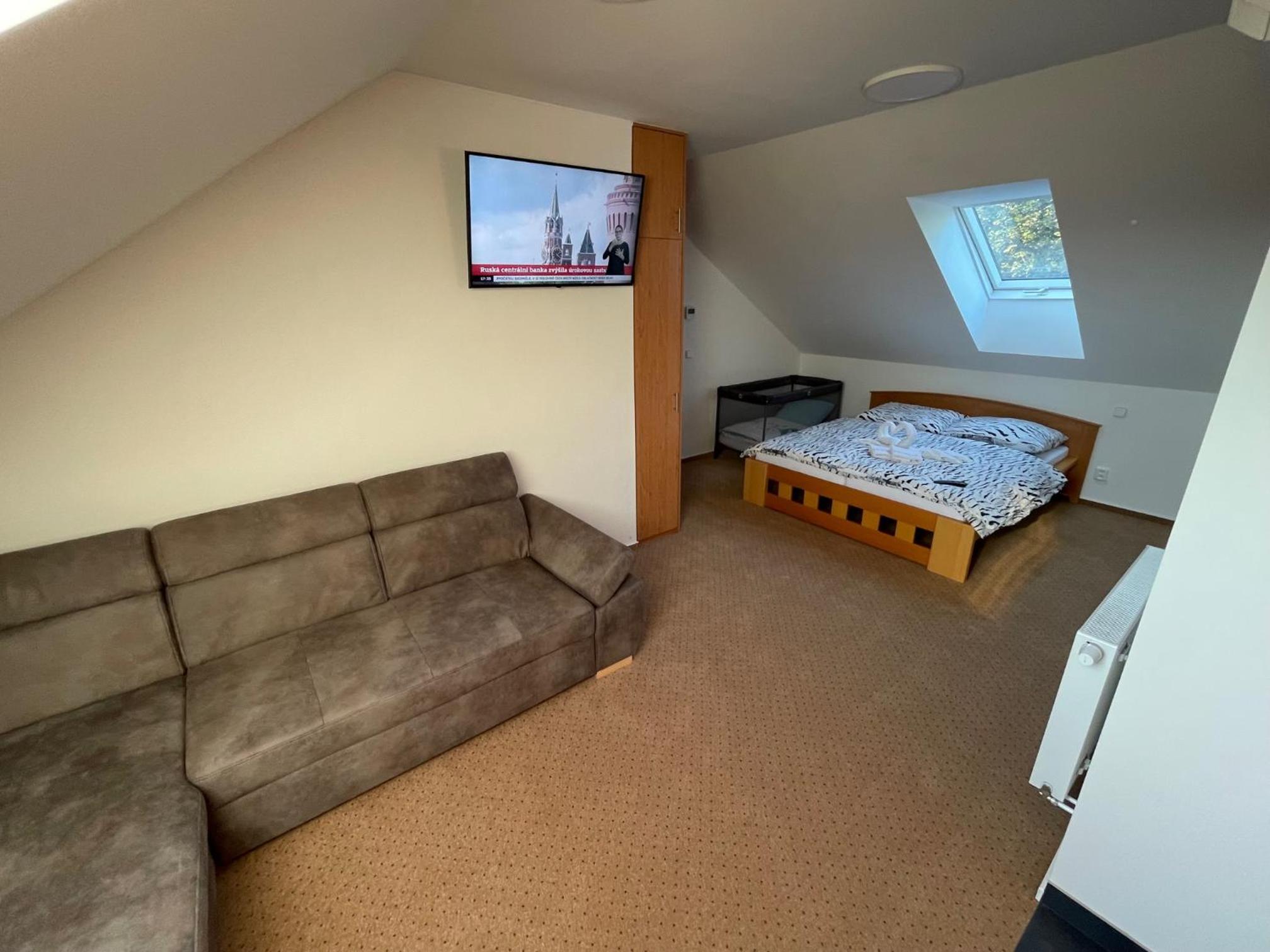 Apartment - Photo 3