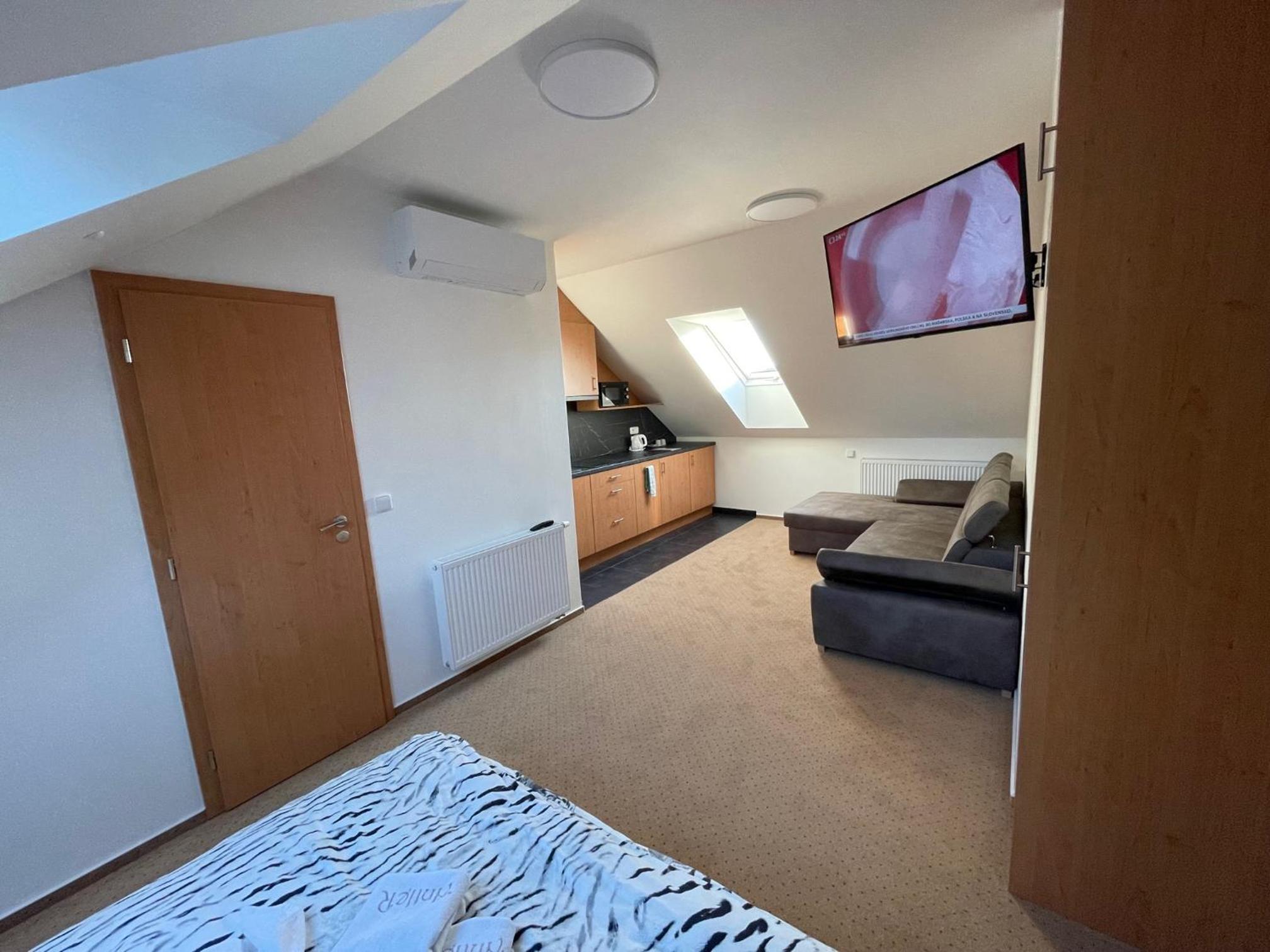Apartment - Photo 6