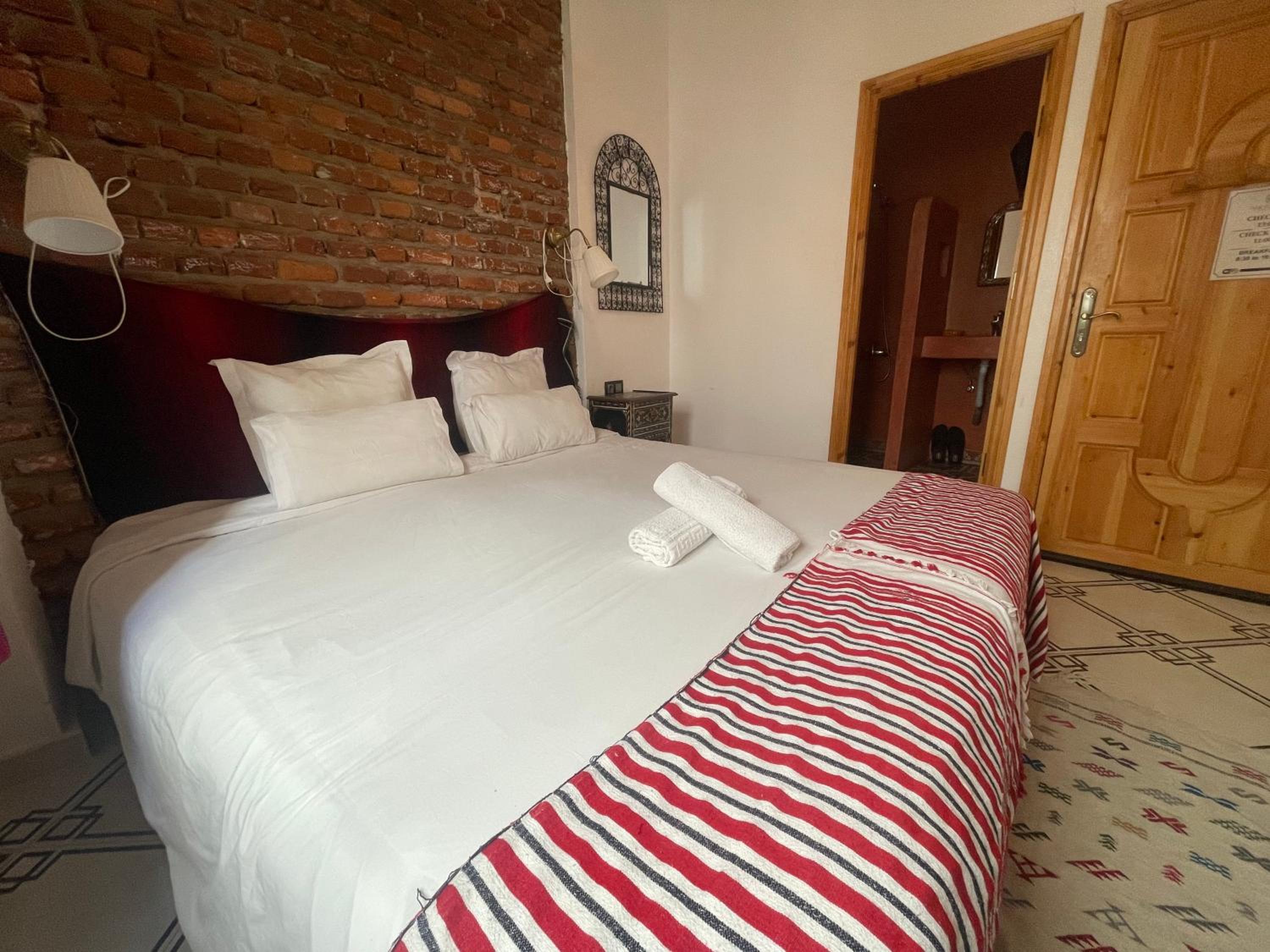 Double or Twin Room with Bathroom