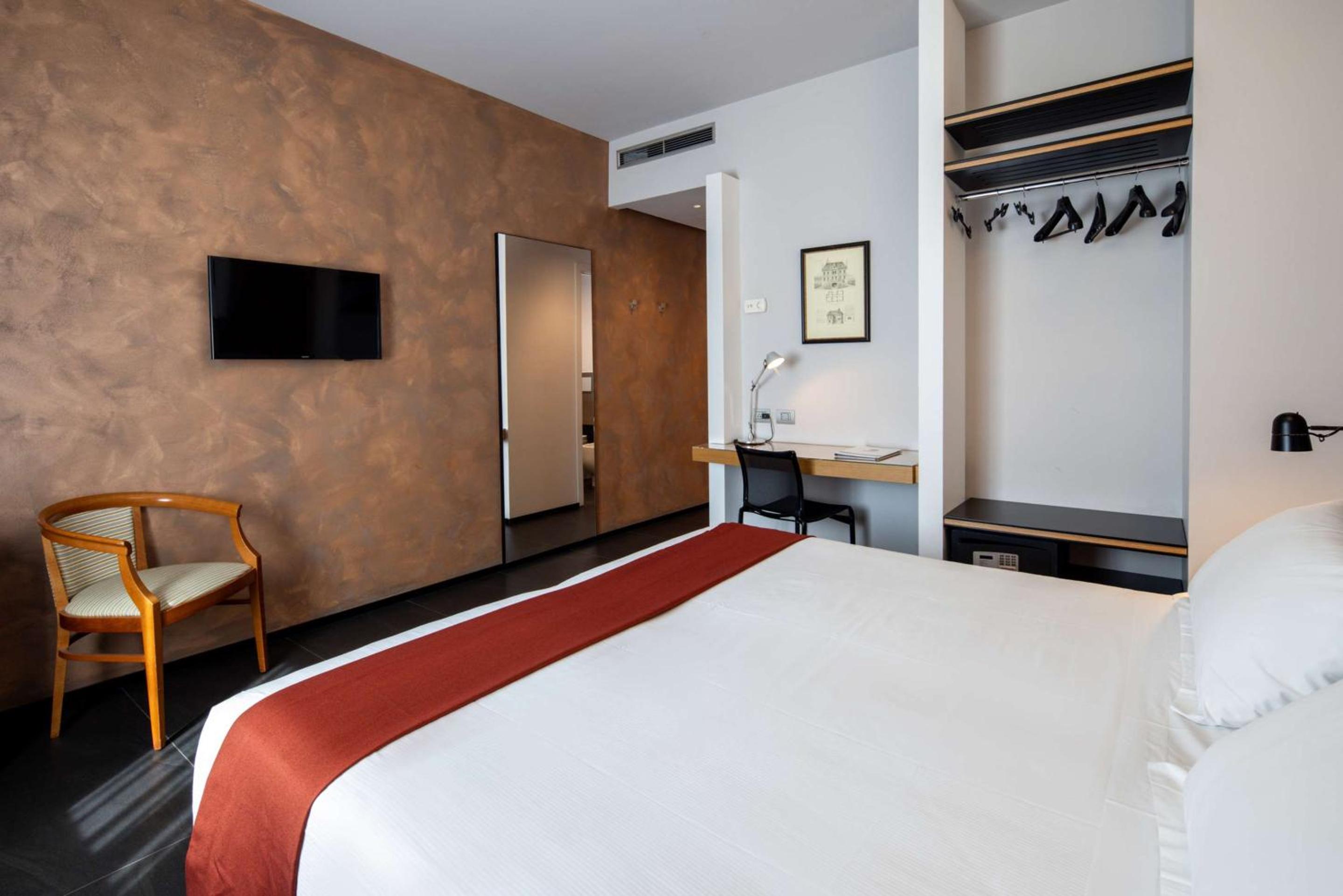 Comfort Queen Room - Non-Smoking