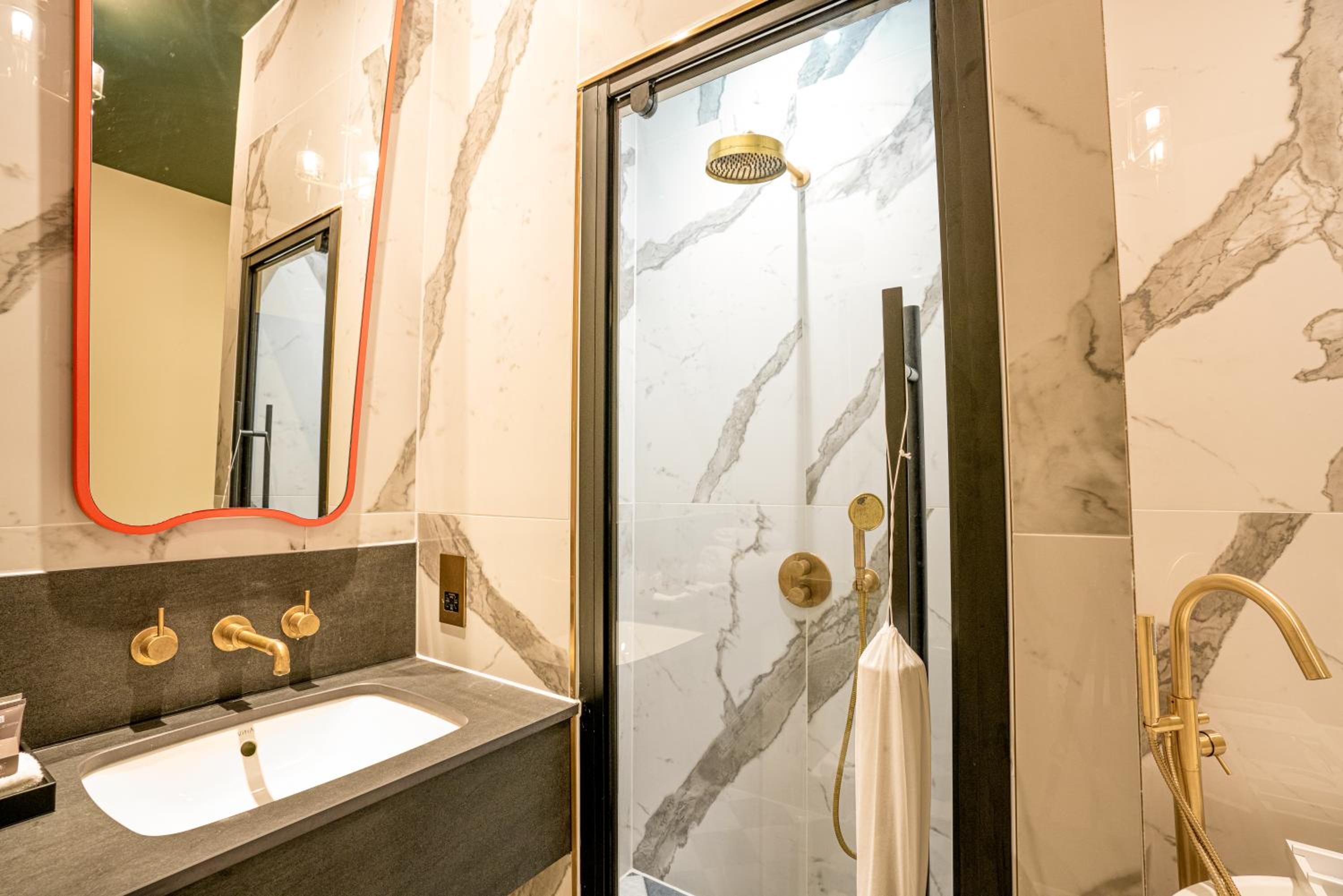 Family Suite - Photo 2