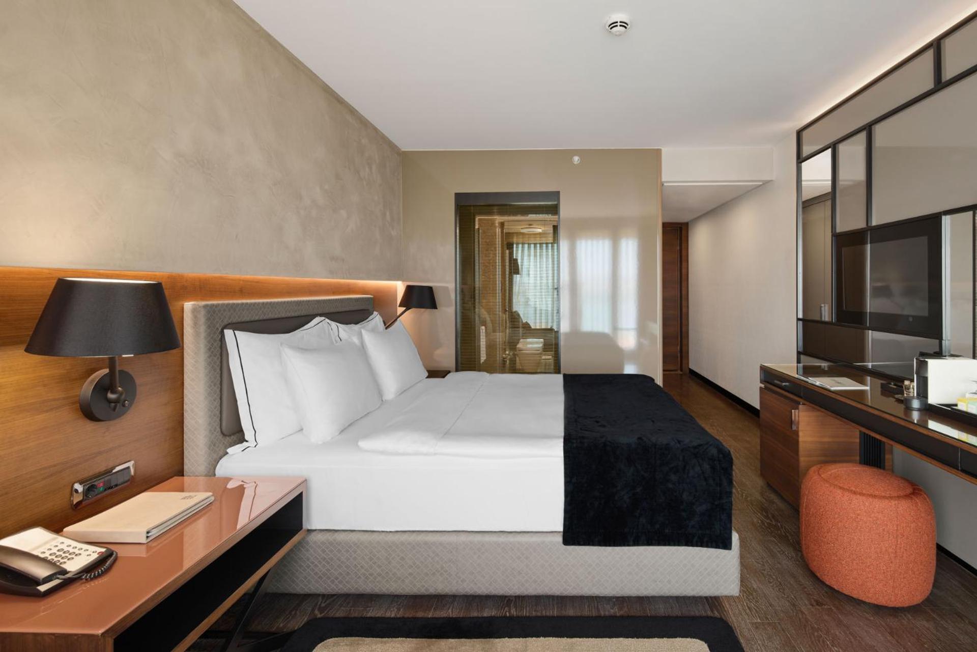 Deluxe Double Room with Sea View photo 3