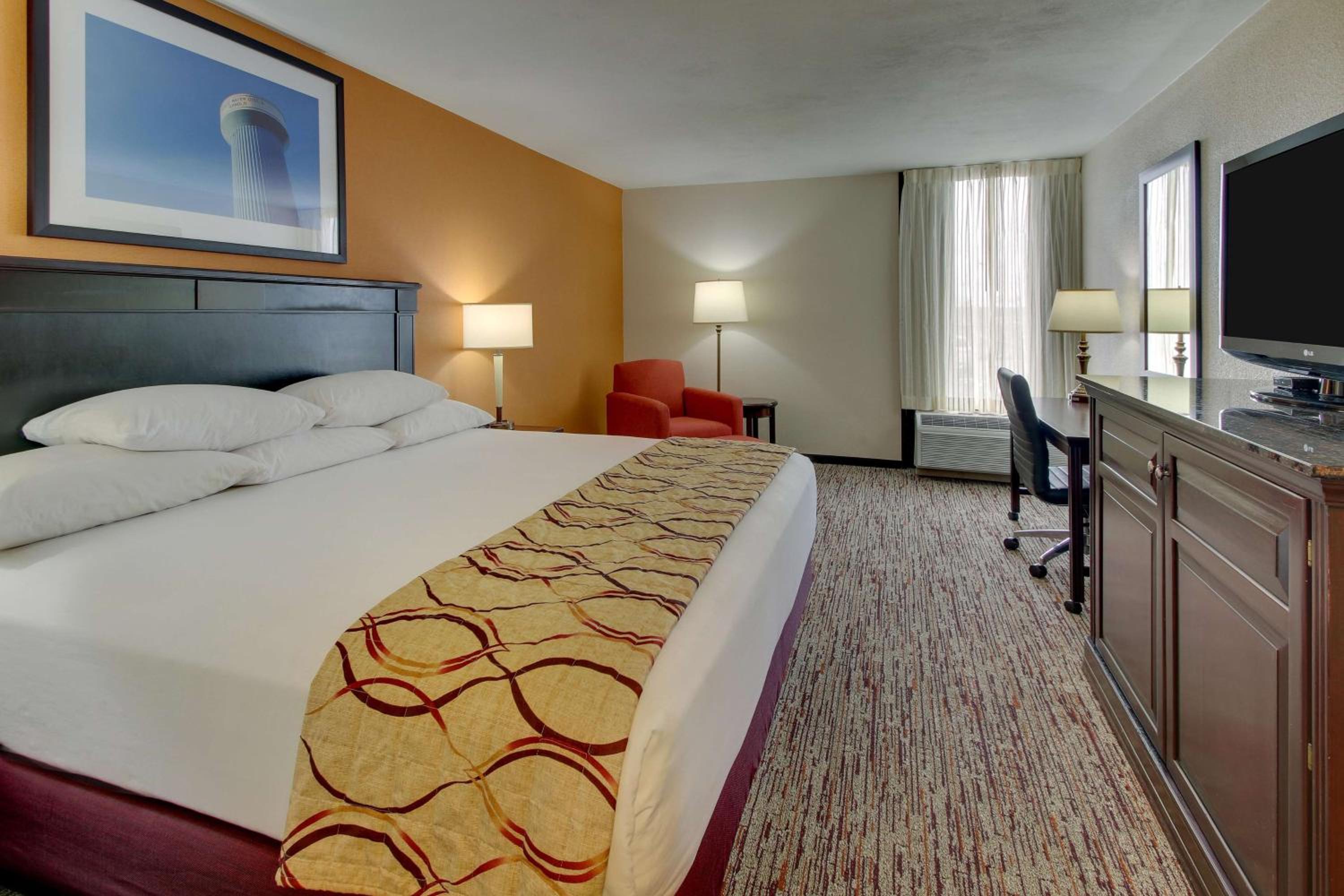 Deluxe King Room photo 1
