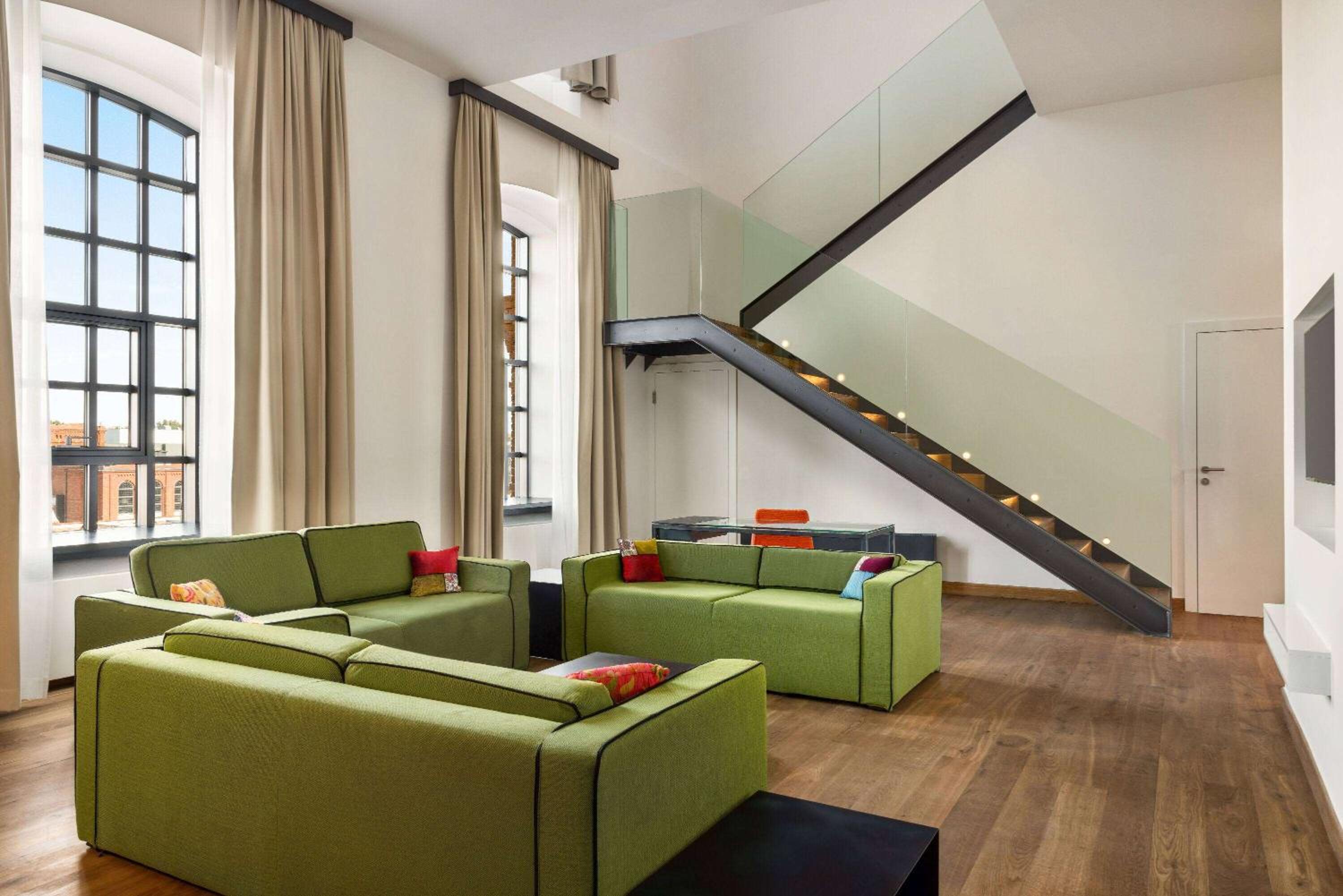 Superior Maisonette - Photo 1