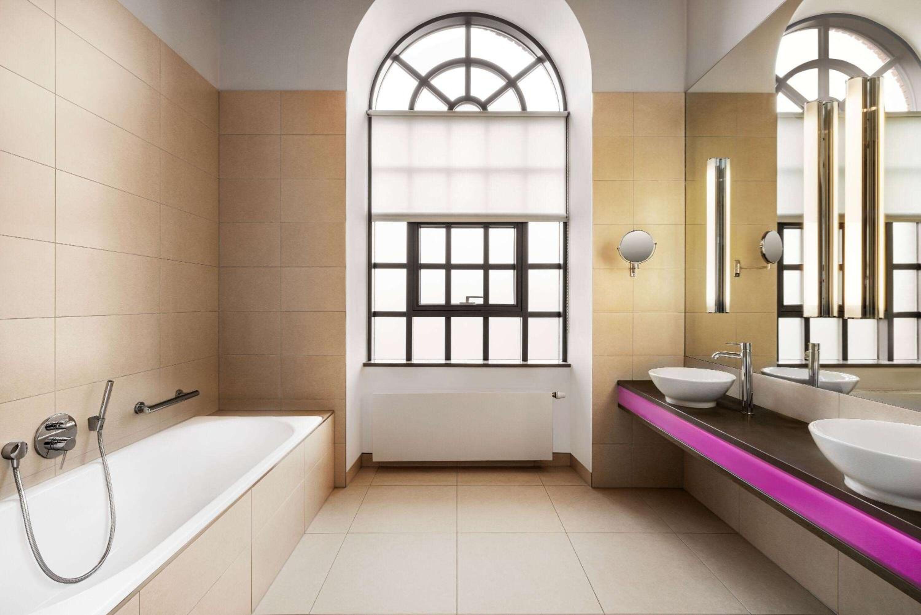 Deluxe Maisonette - Photo 2