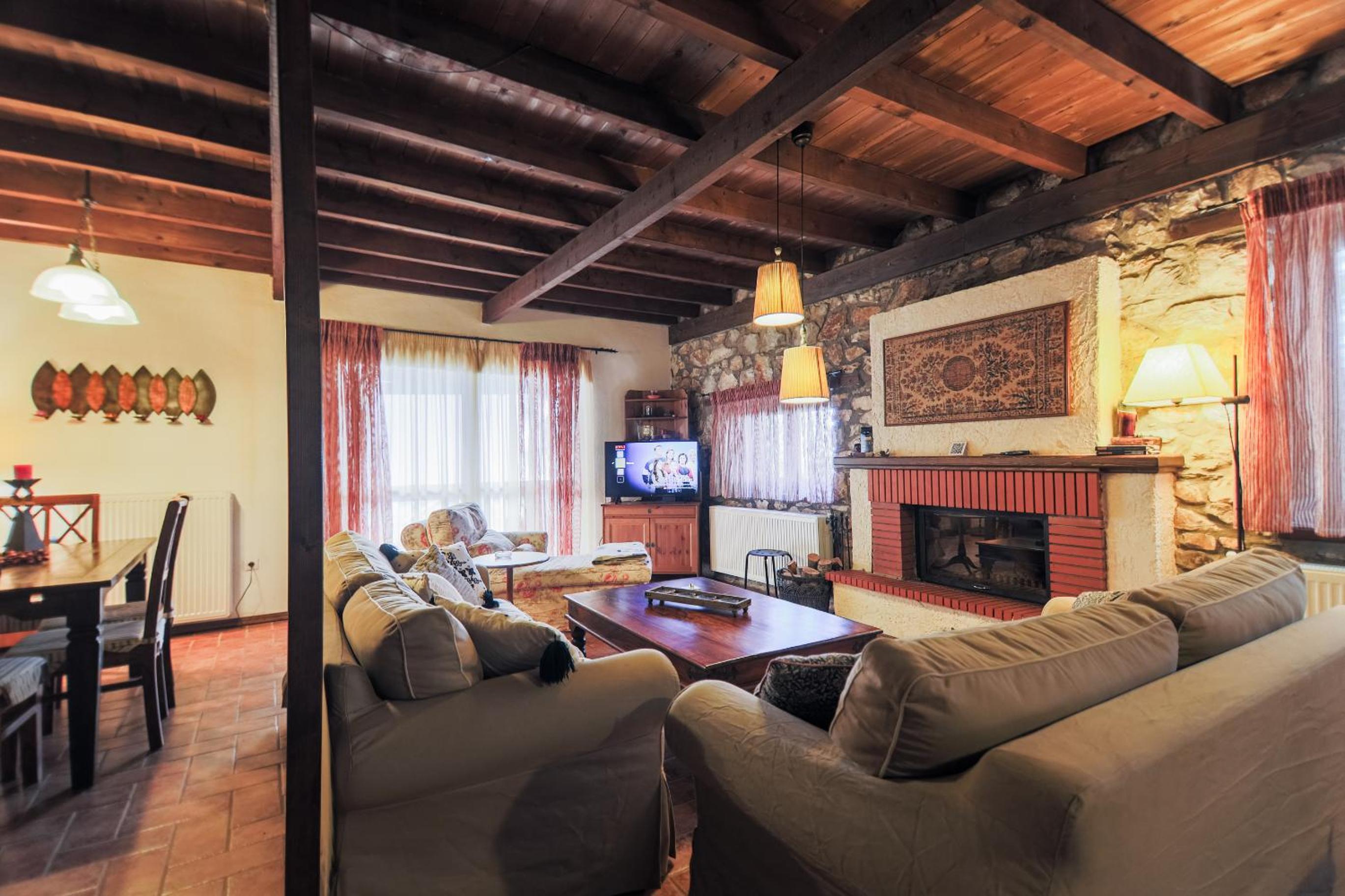 Three-Bedroom Villa photo 1