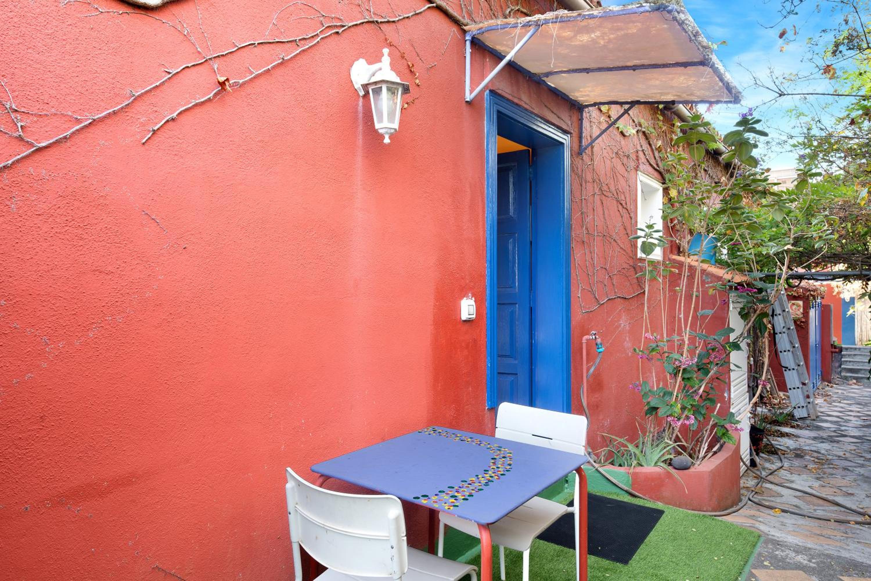Studio Apartment with Sea View photo 3