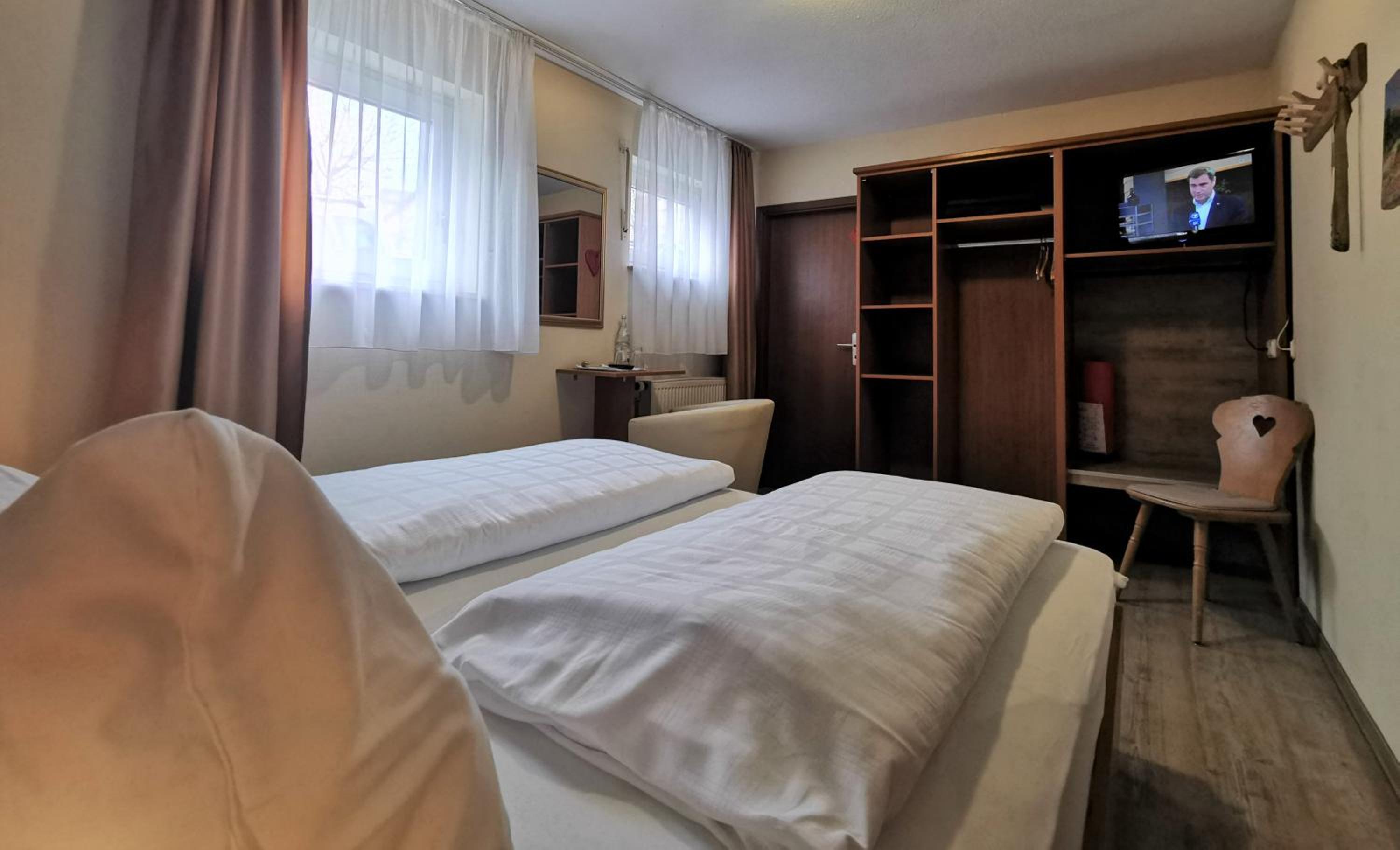 Basic Single Room photo 1