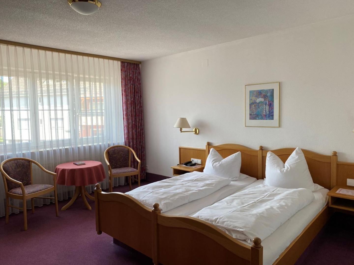 Double Room with Private Bathroom - Photo 1