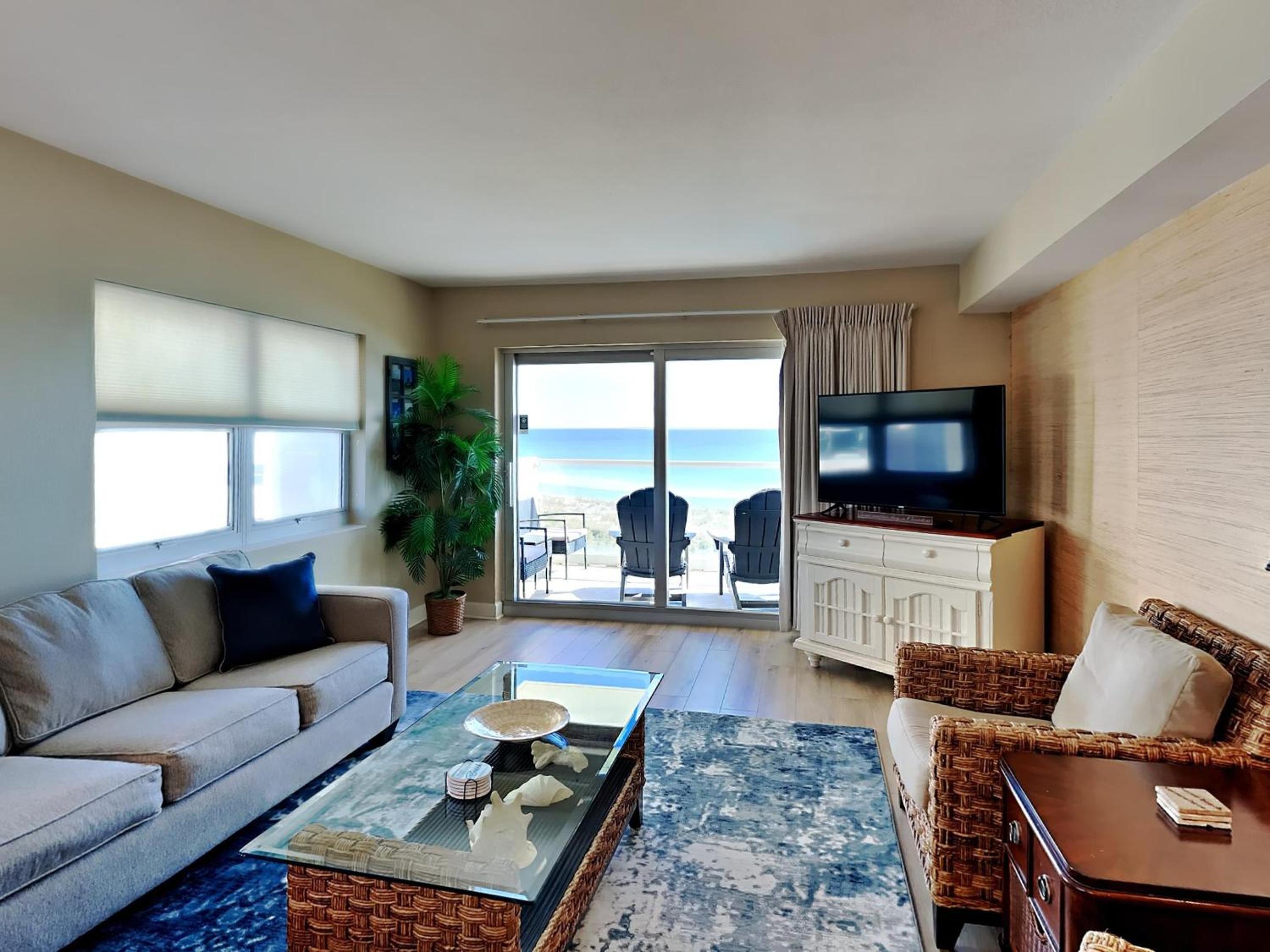Two-Bedroom Apartment with Ocean View photo 1