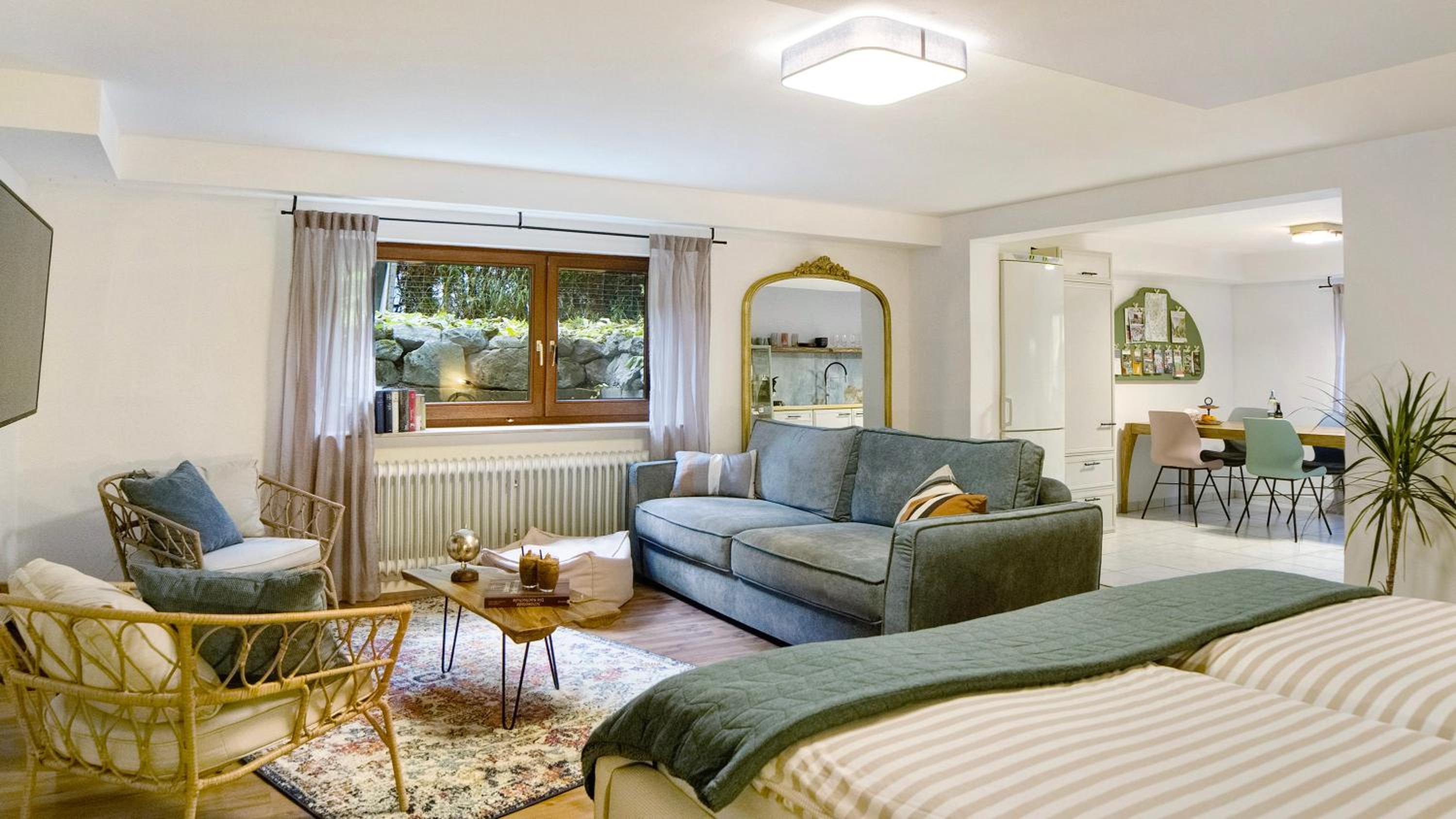 One-Bedroom Apartment with Garden View