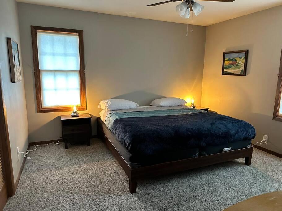 Three-Bedroom House photo 1