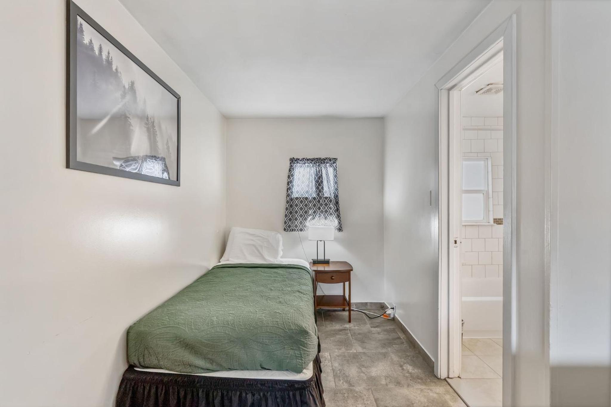 Standard Triple Room photo 3
