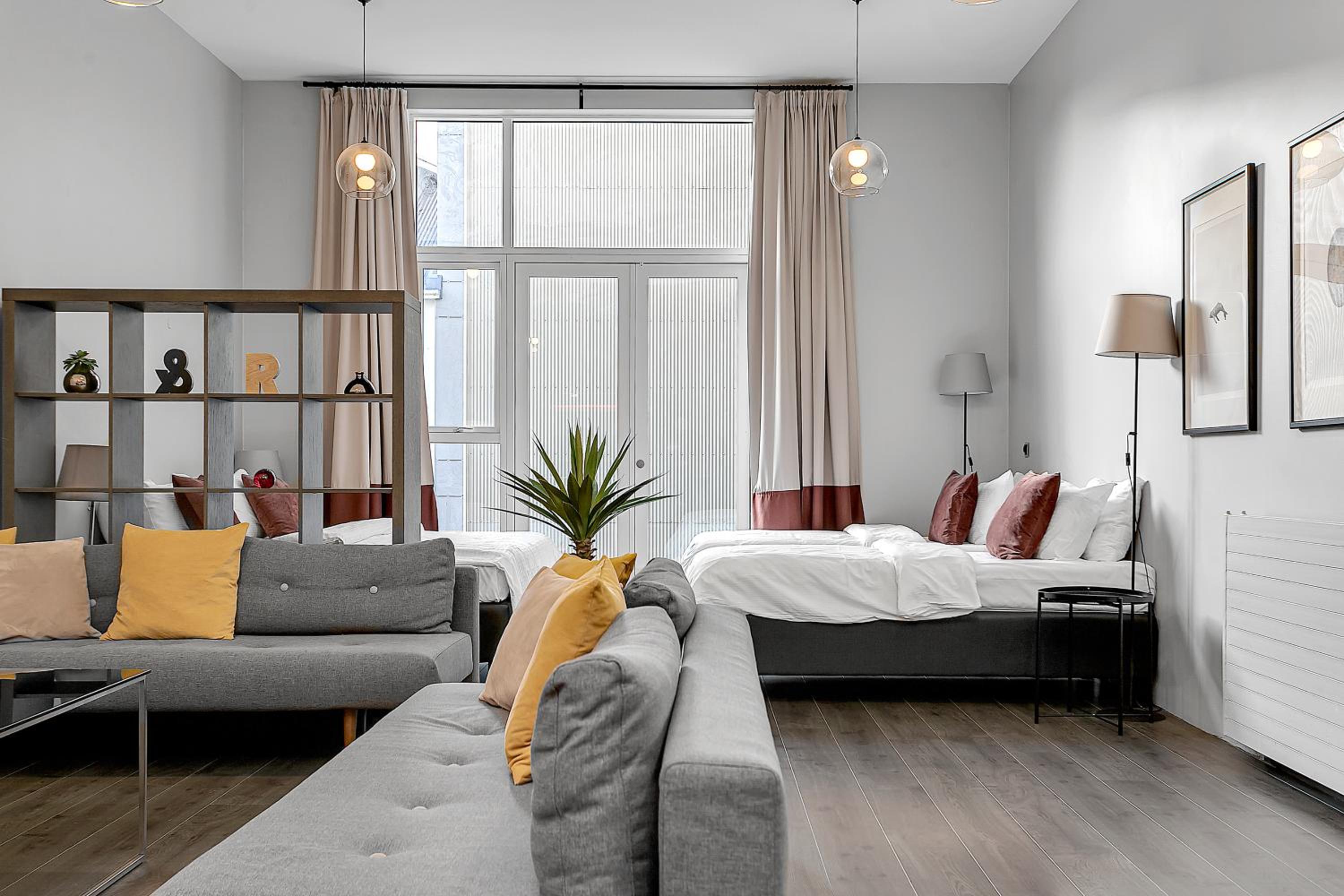 Standard Family Room - Photo 1