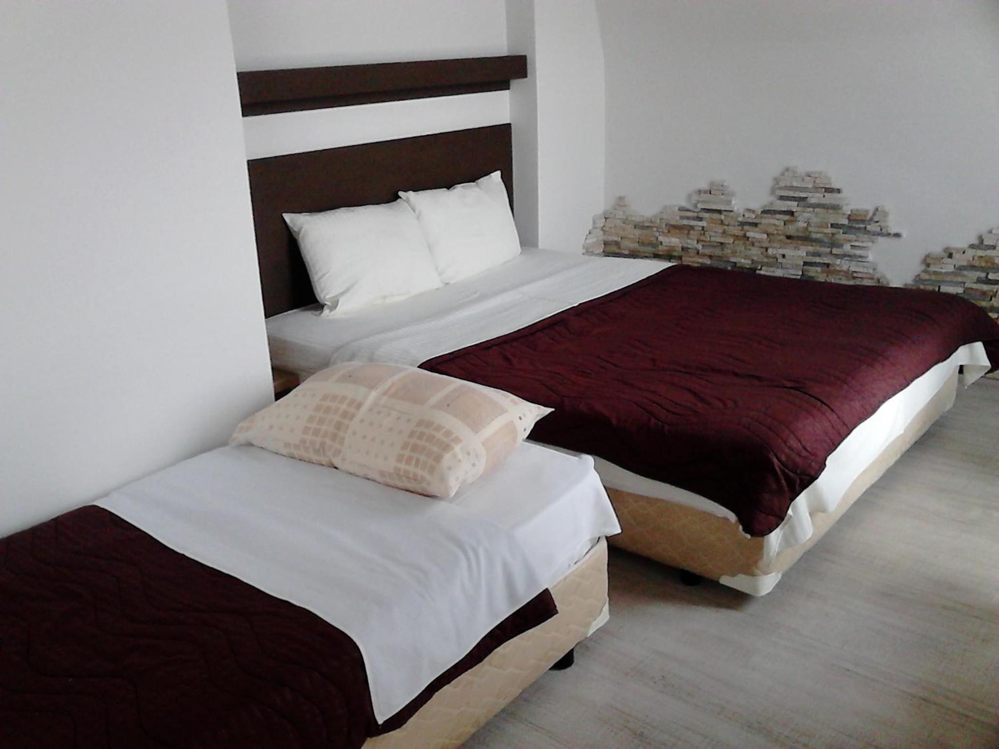 Quadruple Room - Photo 30