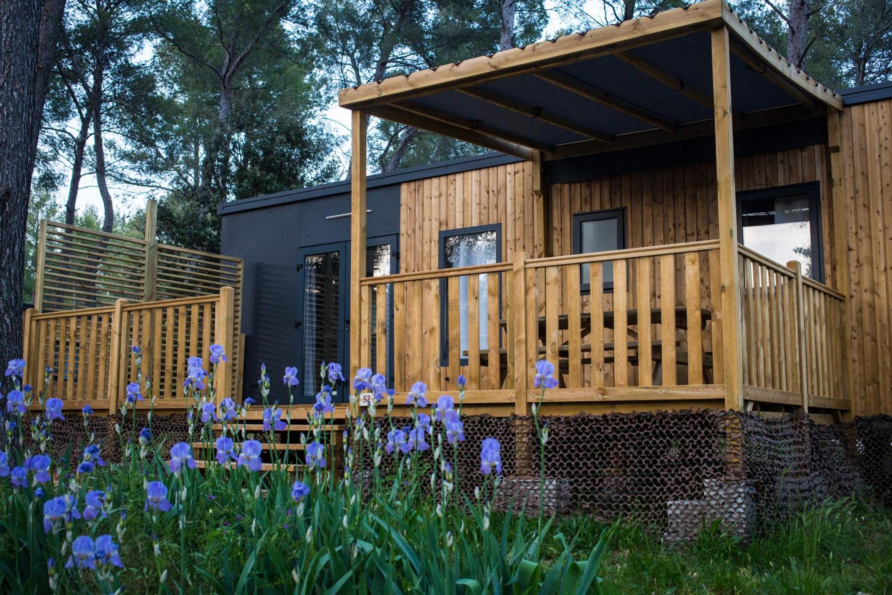2 Bedrooms Cabanon with Air Conditioning 5 people photo 1