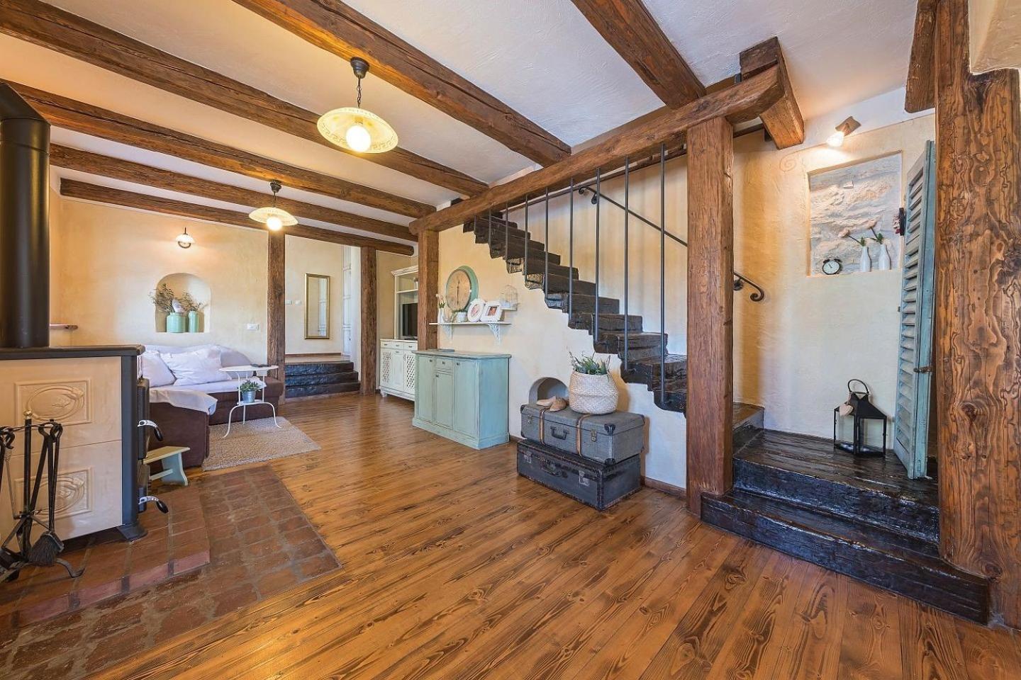 Villa photo 1