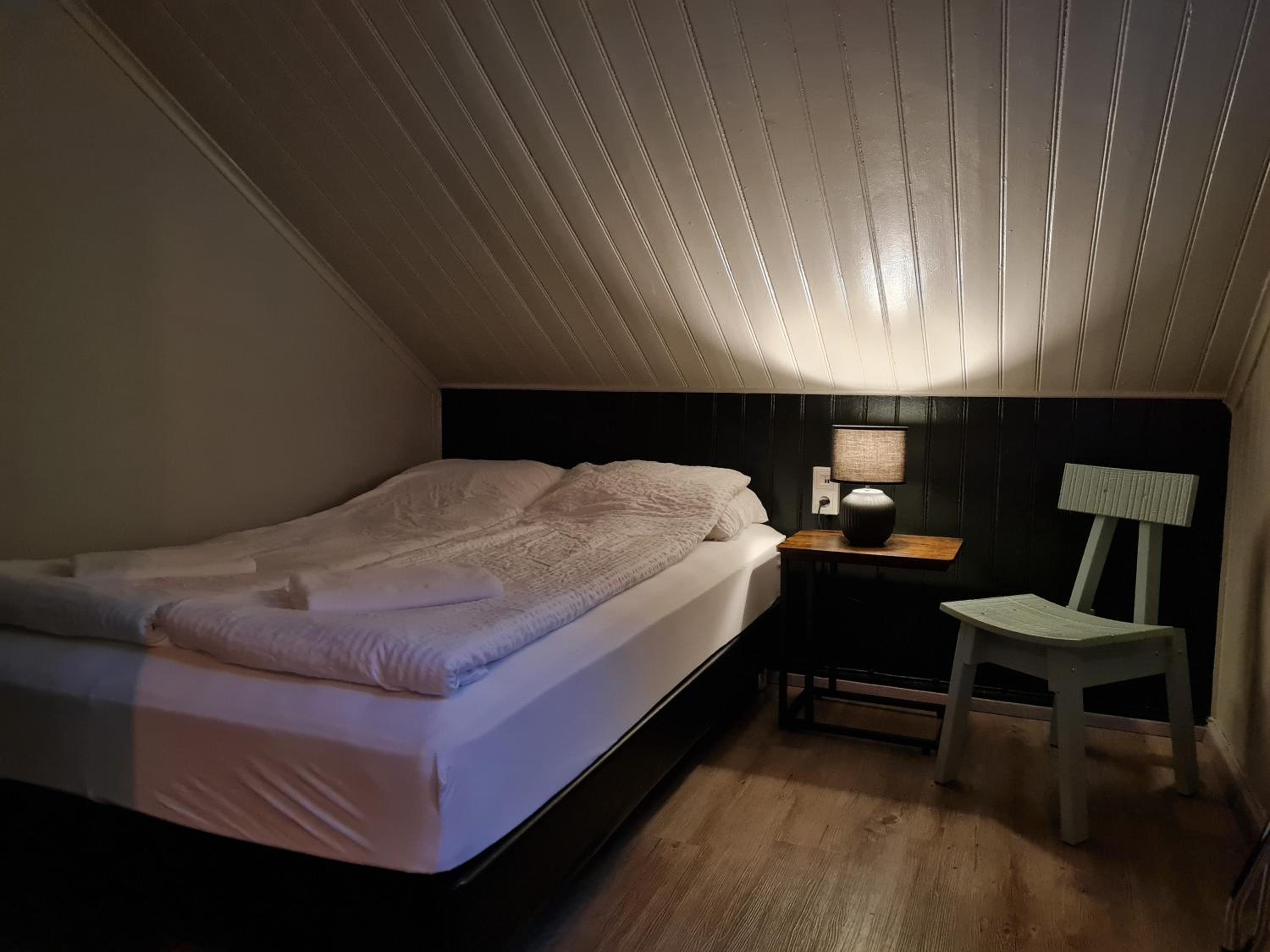 Double Room with Shared Bathroom photo 3