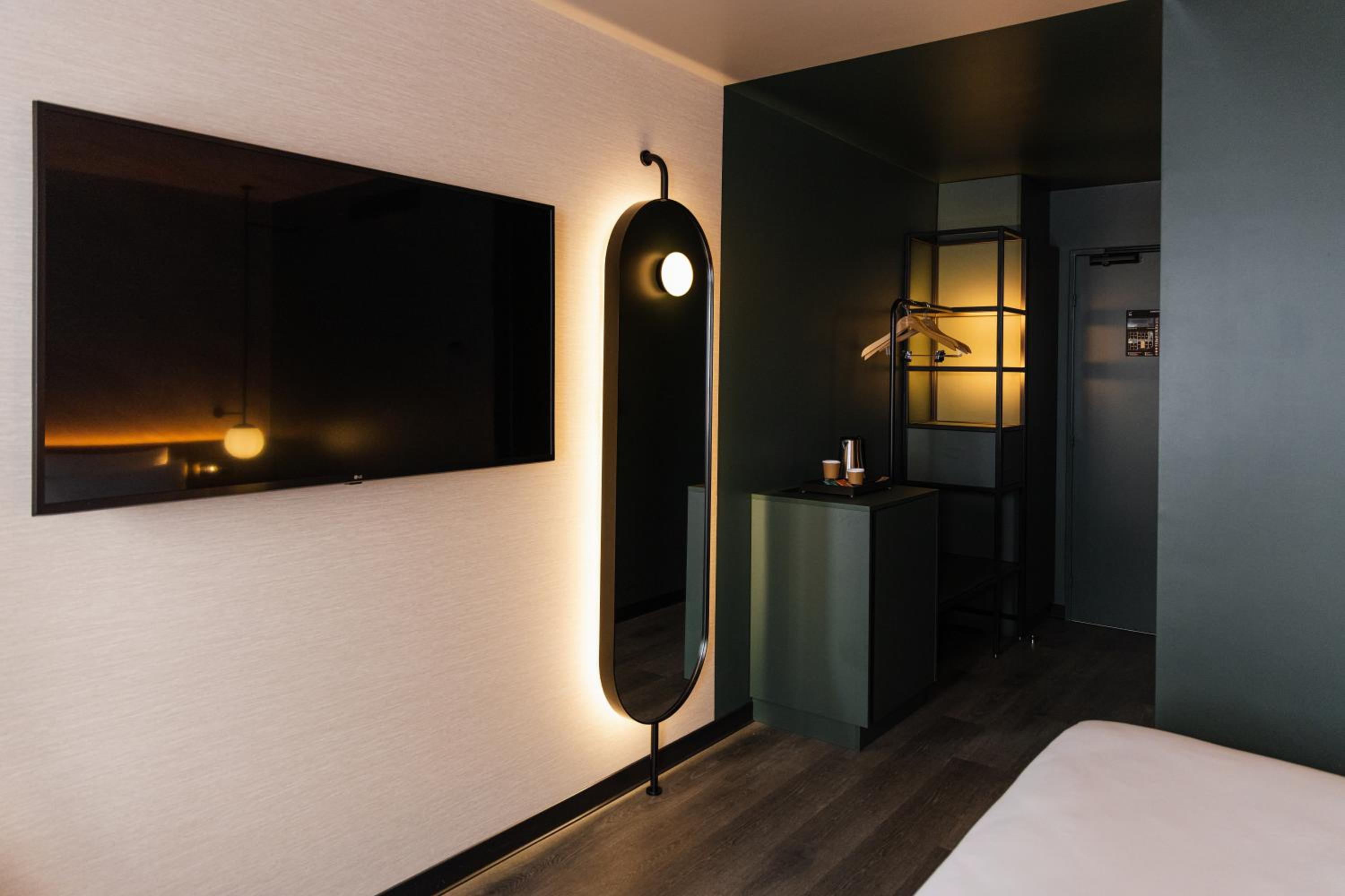 2 Double Rooms next to each other photo 3