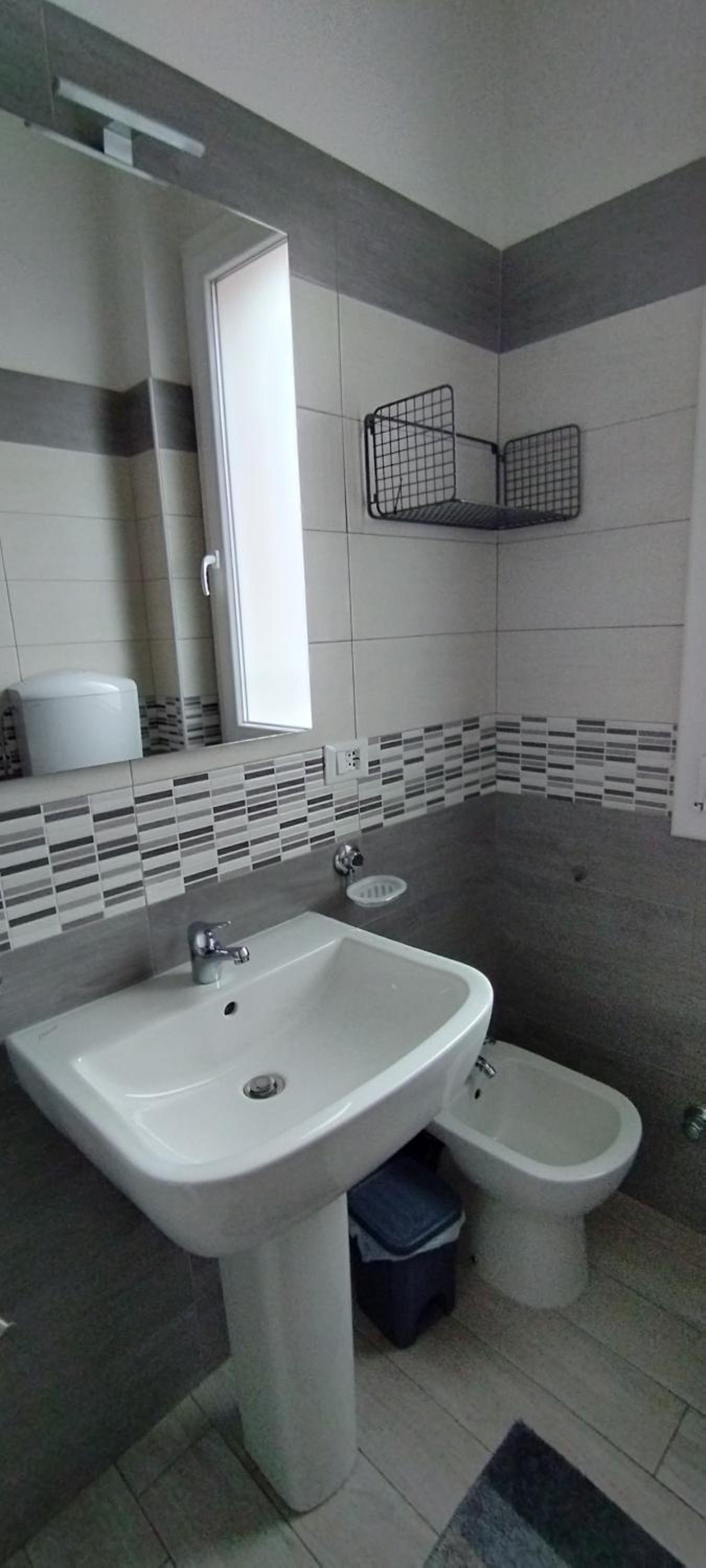 Two-Bedroom Apartment - Photo 6