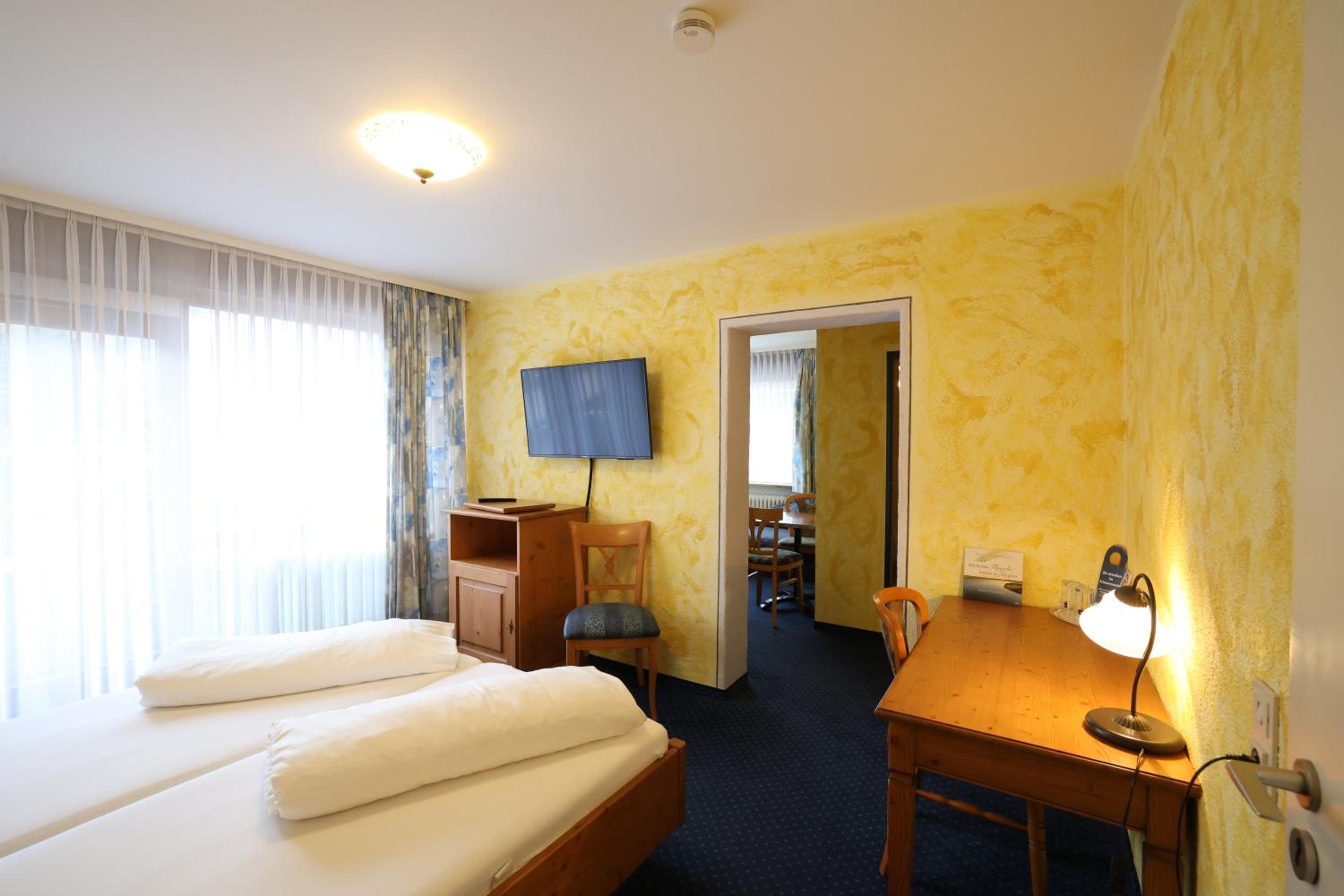 Double Room - Photo 4