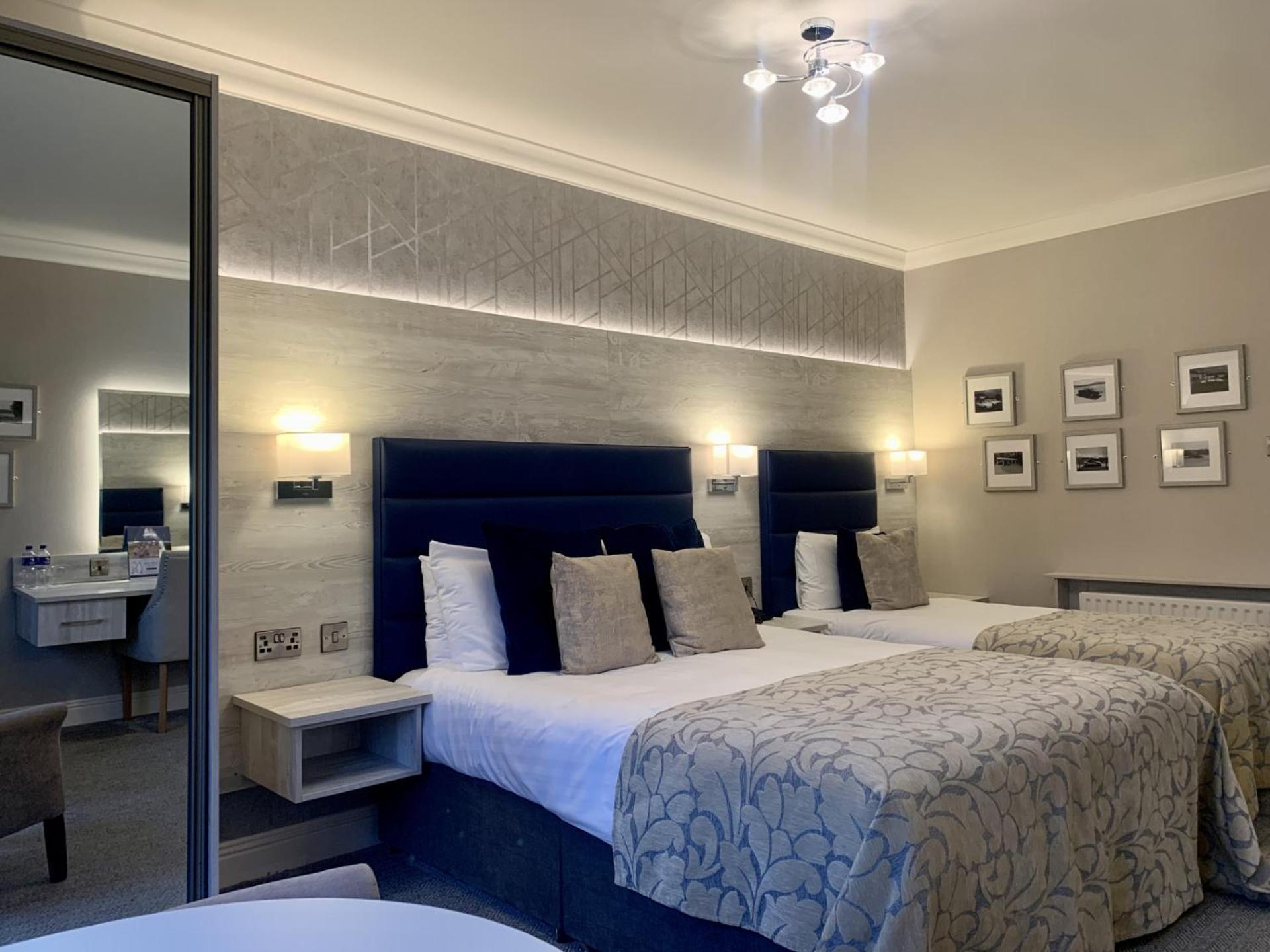 Twin Room - Photo 1