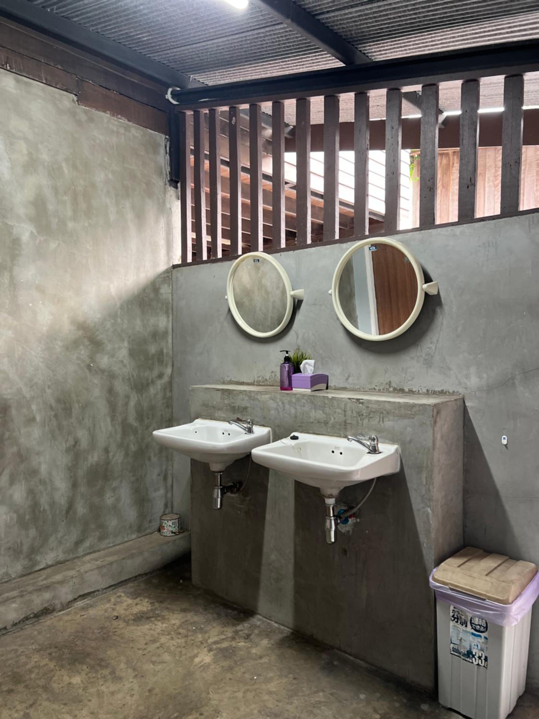 Budget Double Room with bathroom outside bedding unit photo 3
