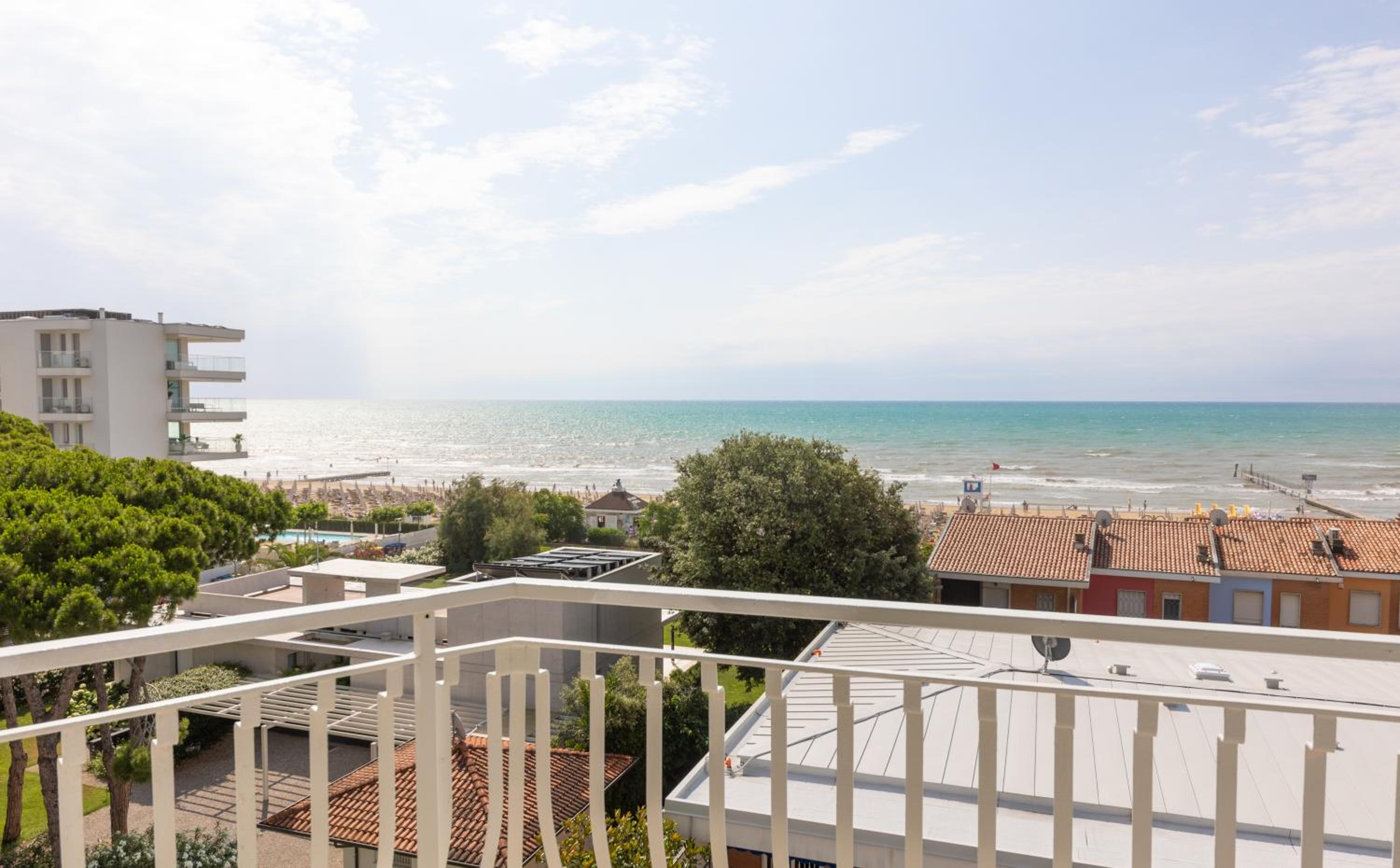 Superior Double or Twin Room with Sea View photo 3
