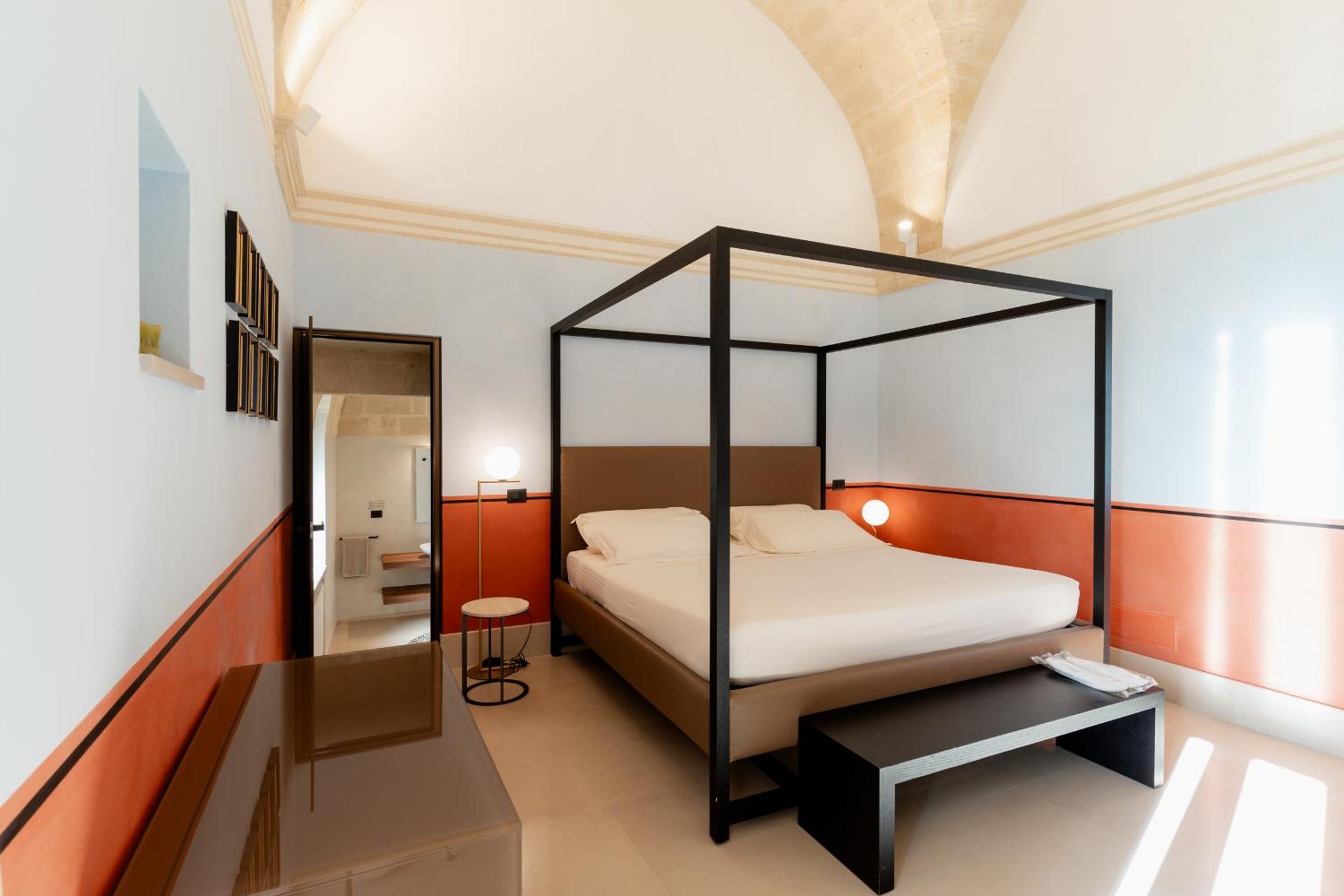 Queen Suite - Photo 6