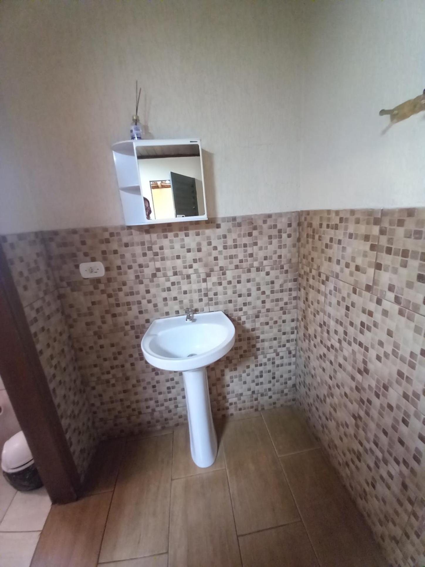 Suite - Photo 2