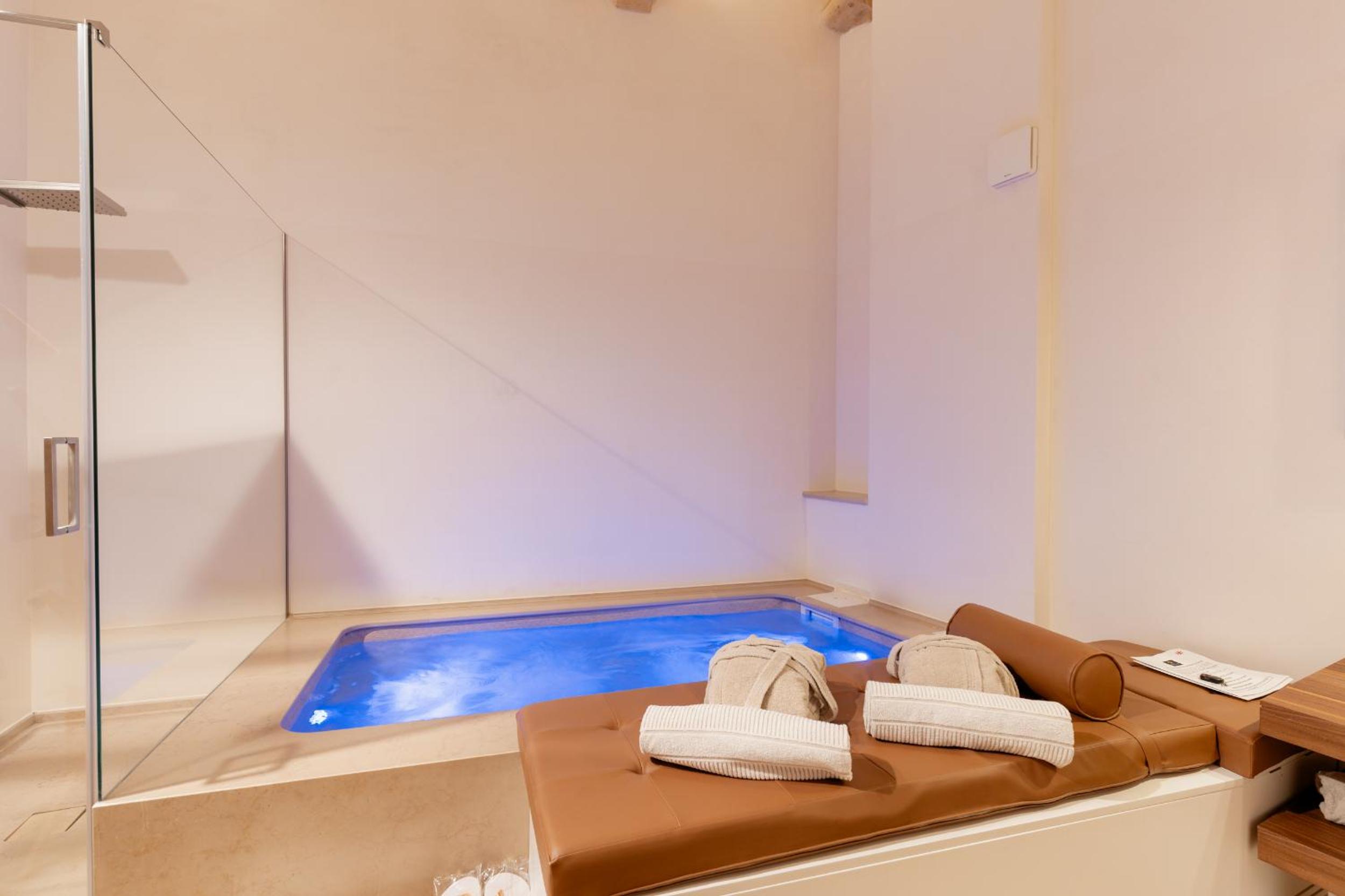 Junior Suite - Photo 19
