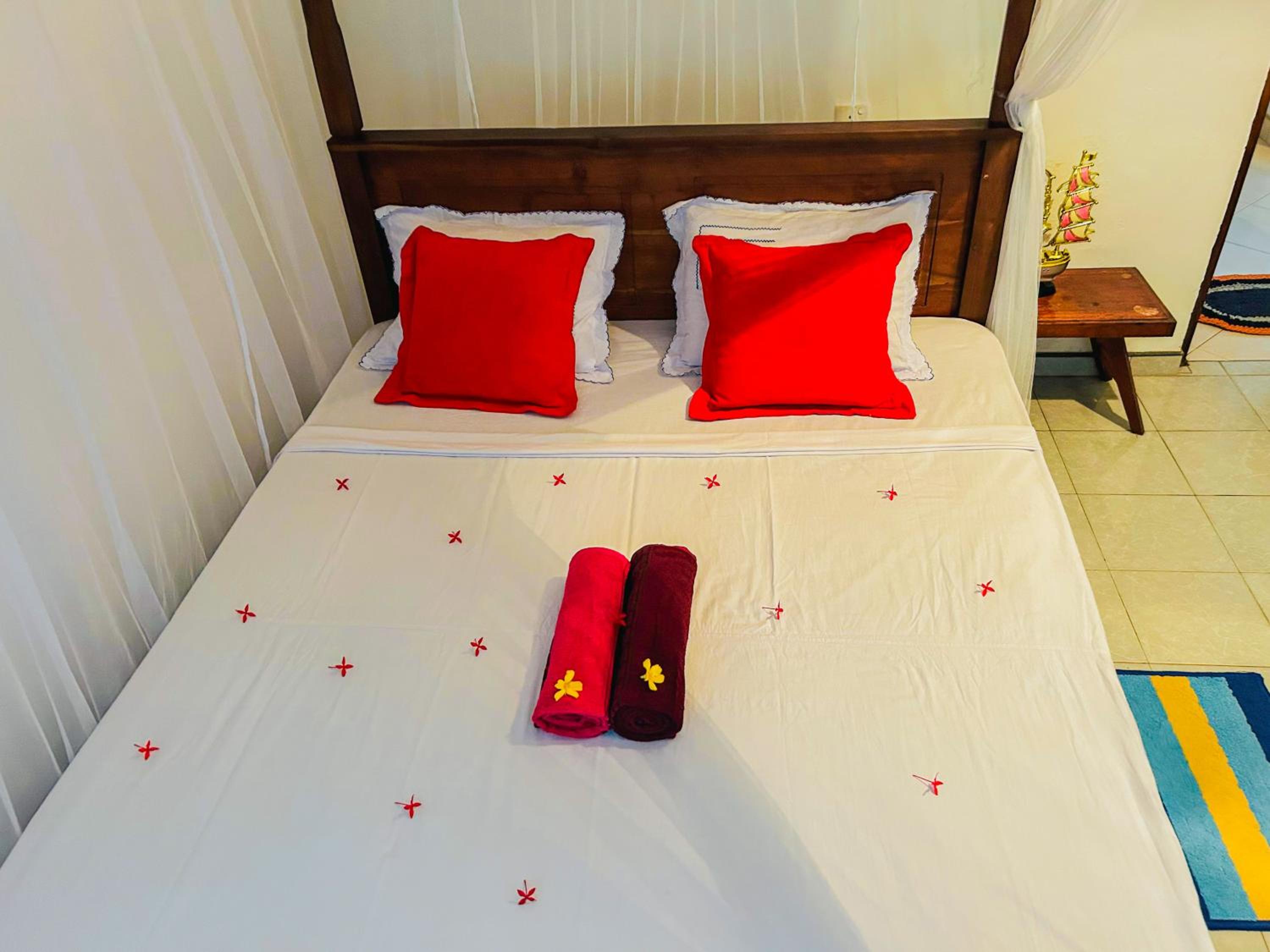 Deluxe Double or Twin Room photo 2