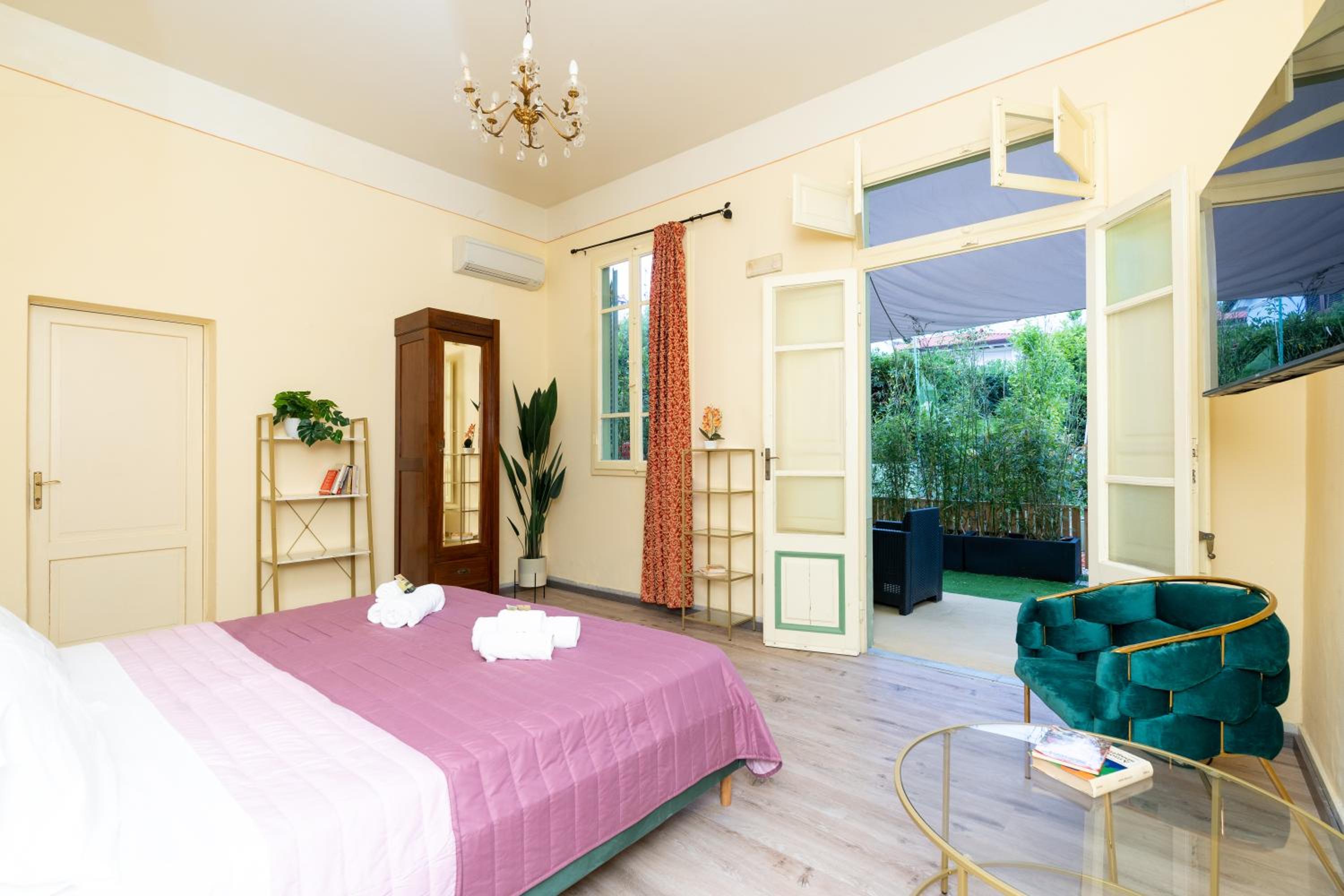 Double Room with Garden View photo 2