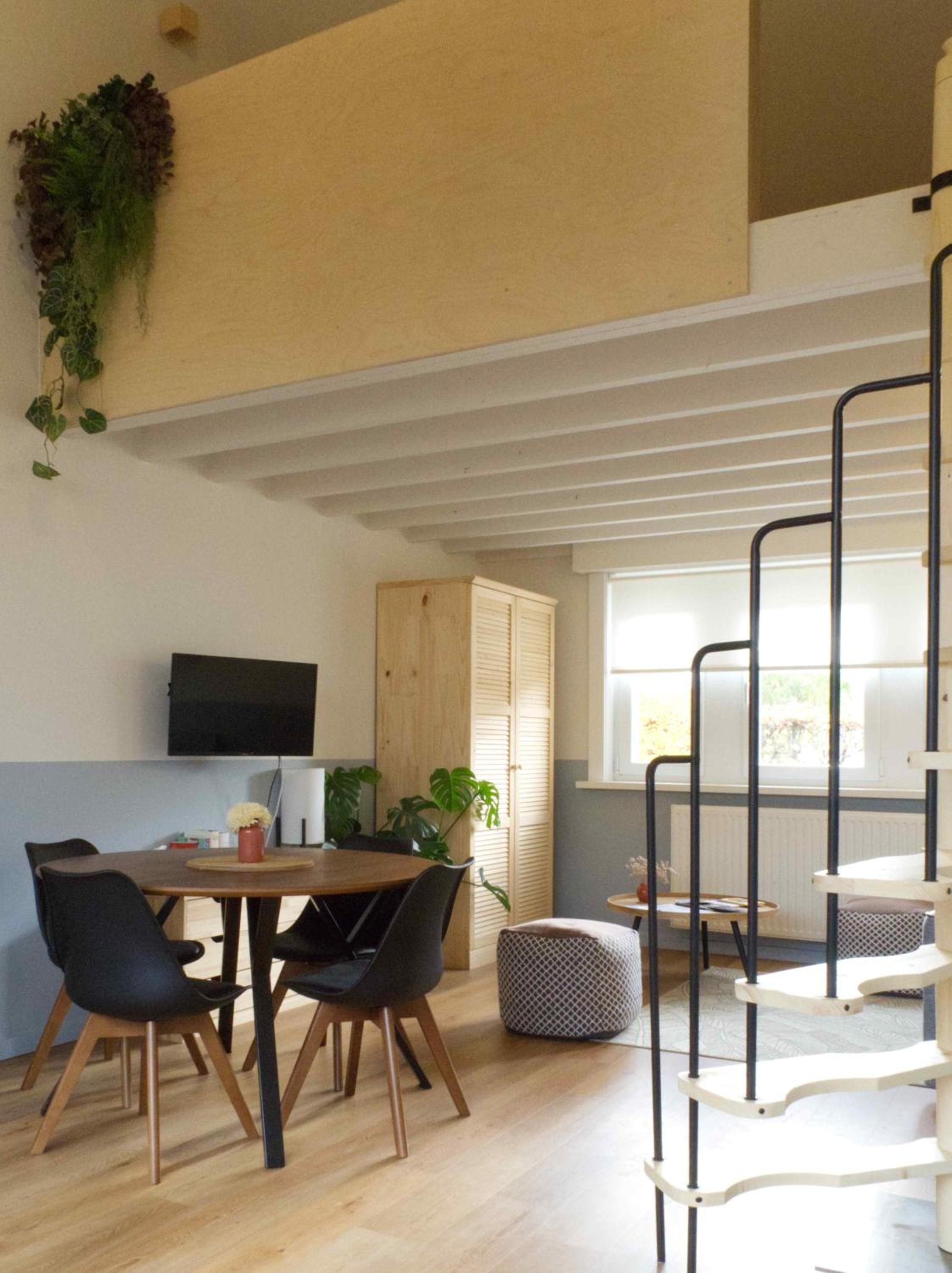 Apartment - Split Level photo 3