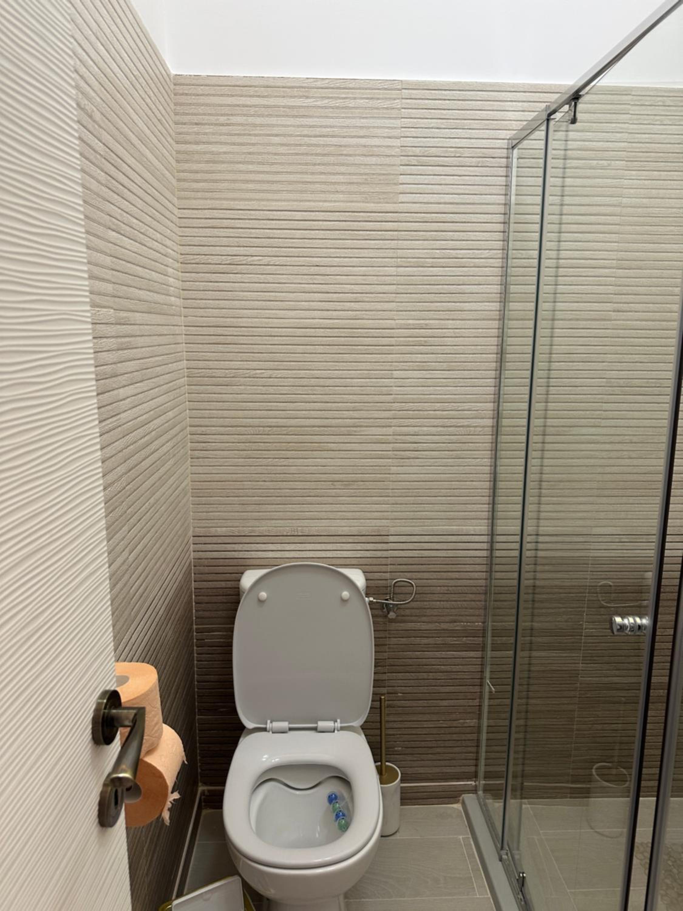 Two-Bedroom Apartment - Photo 16