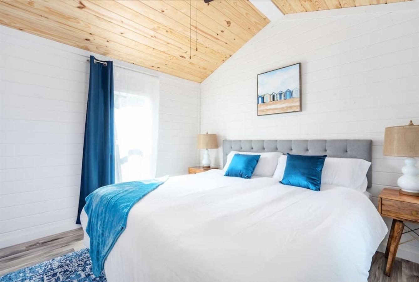 One-Bedroom Bungalow photo 1