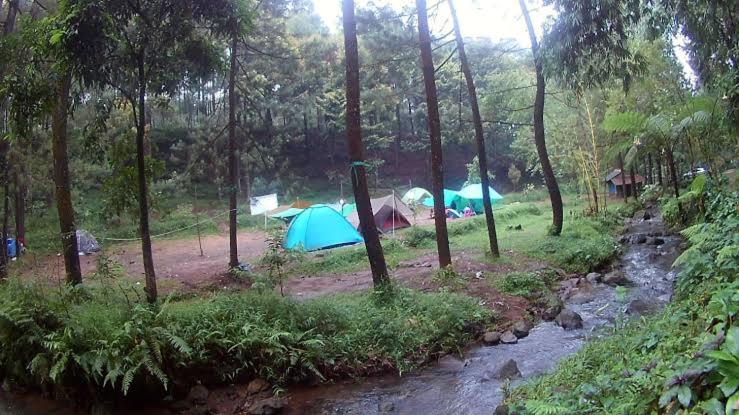 Tent photo 2
