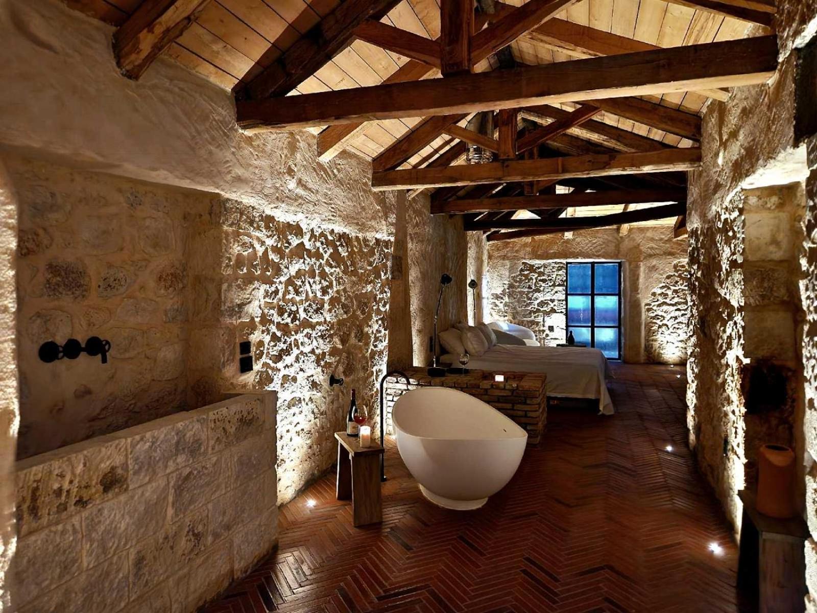 Design Suite with Private Pool photo 3