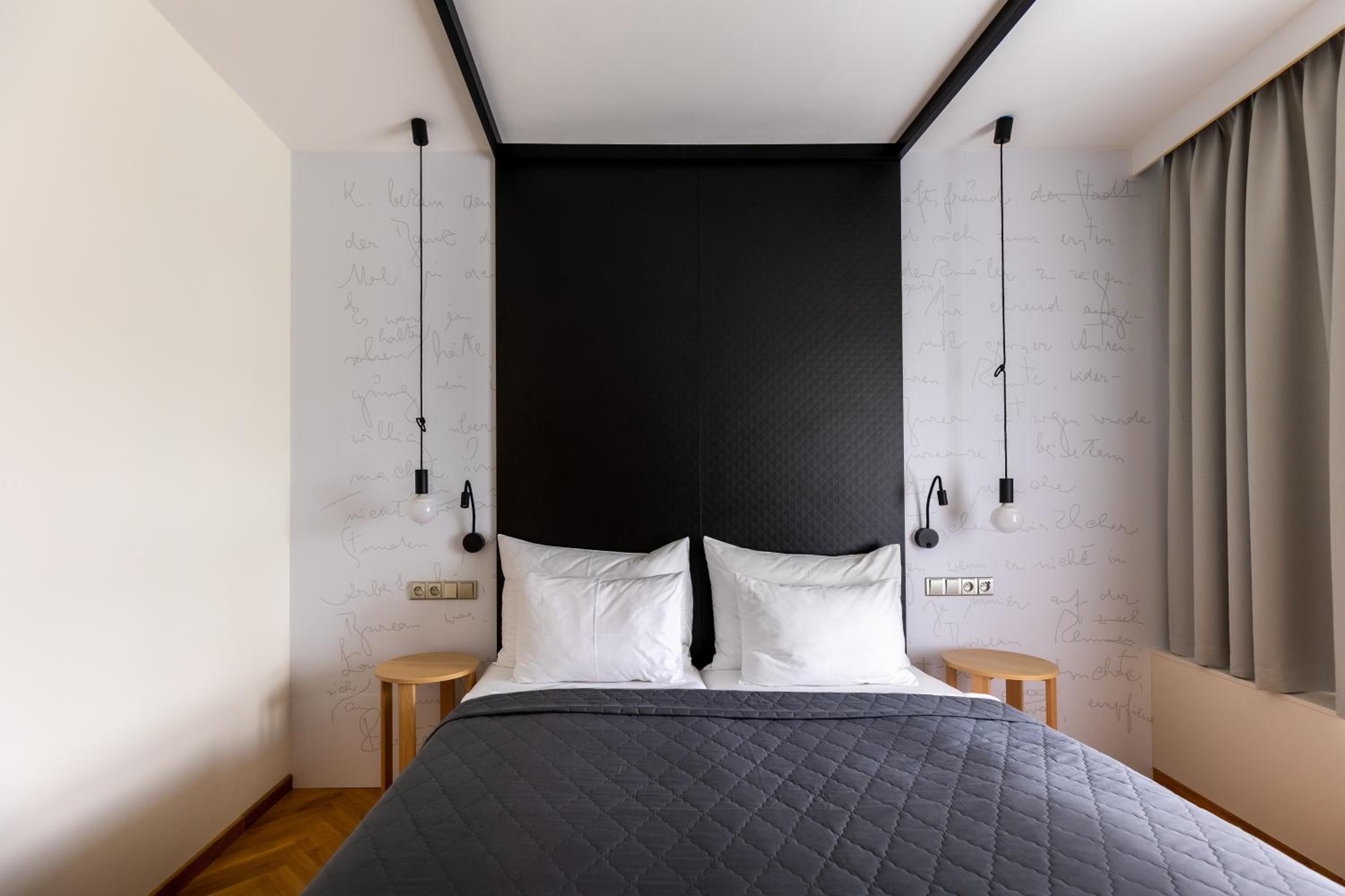 Superior King Room photo 2
