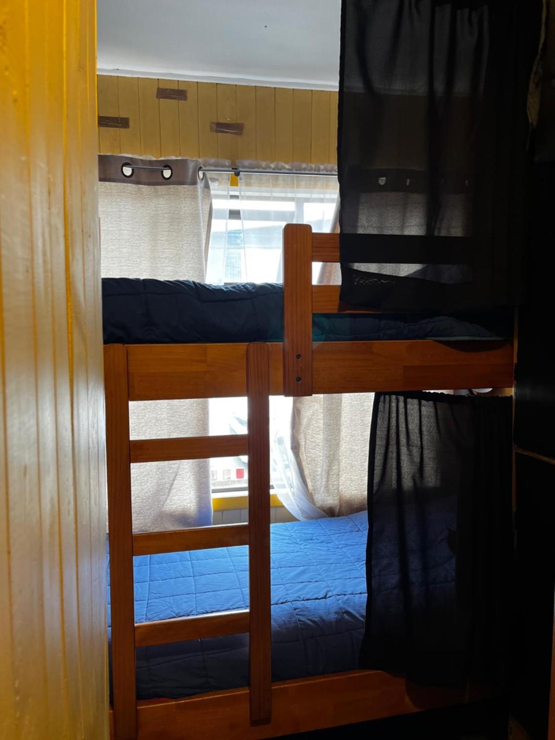Bed in 4-Bed Mixed Dormitory Room photo 2