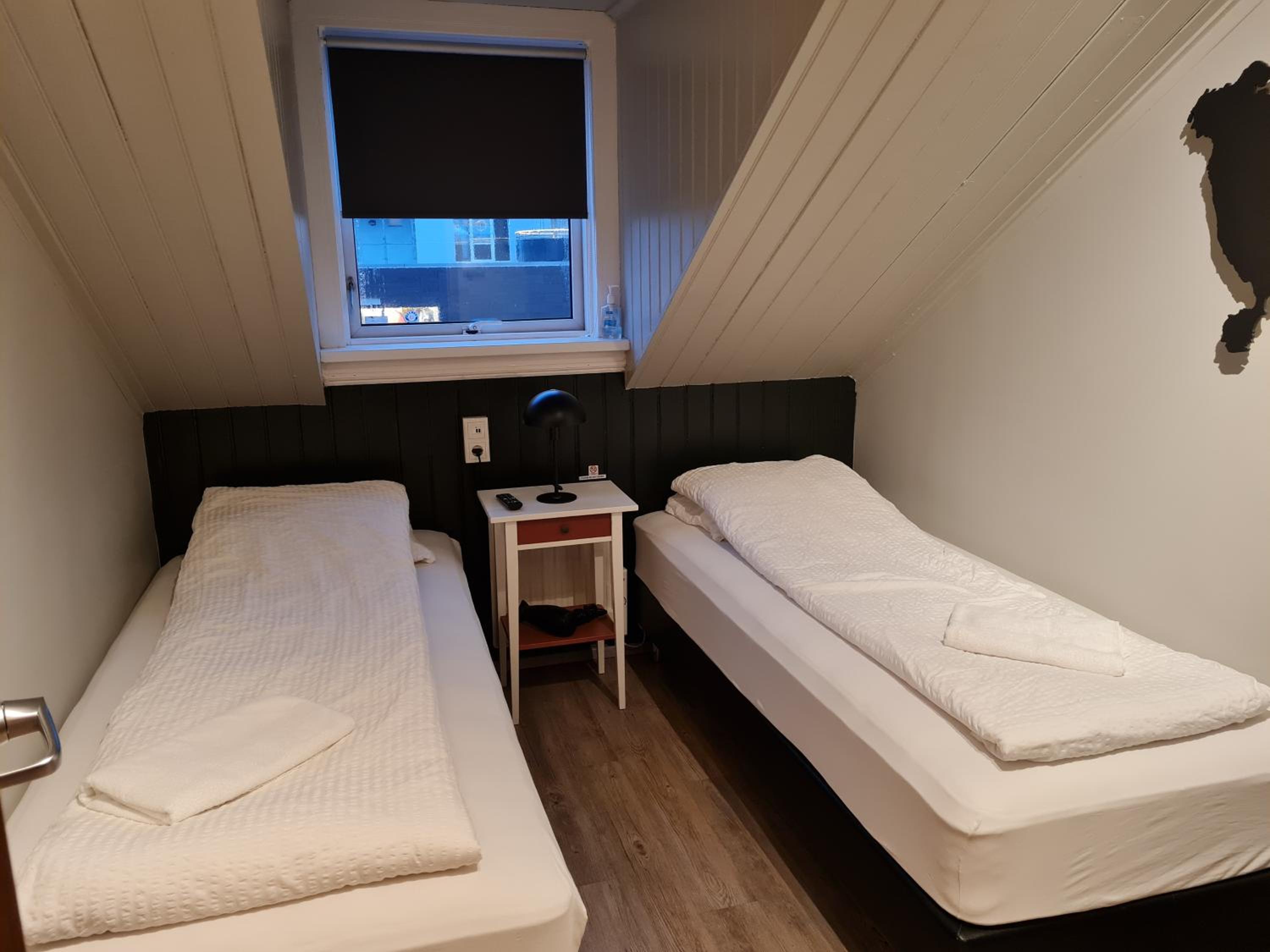 Small Twin Room with Shared Bathroom photo 1